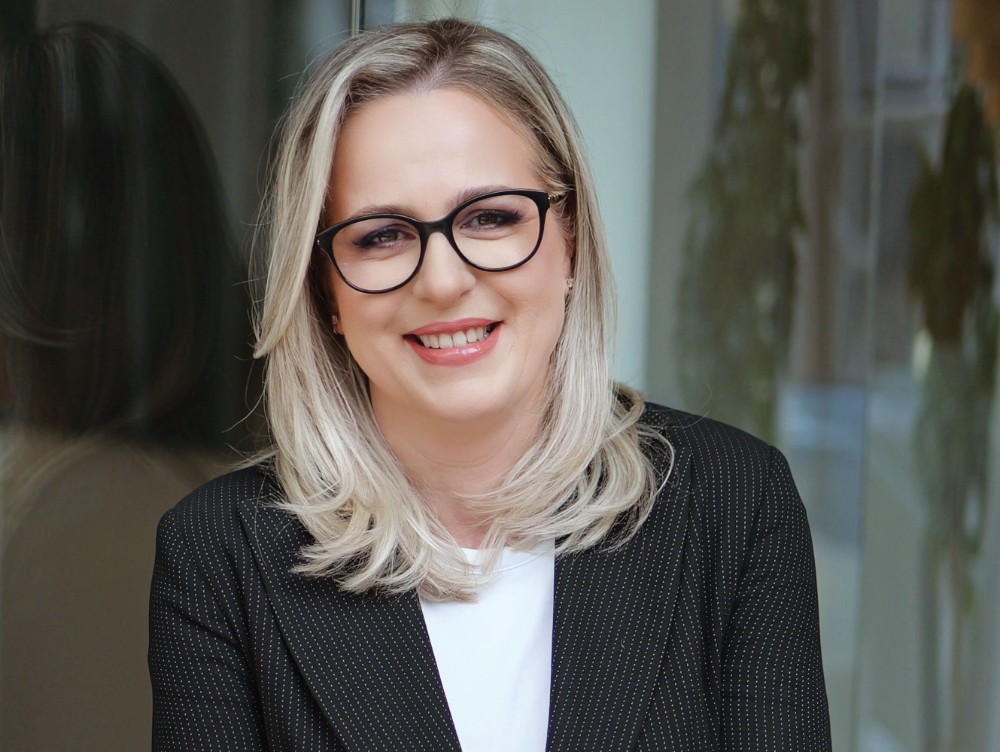 100 Cele mai puternice femei din business. Mădălina Teodorescu, director general adjunct, BRD Groupe Société Générale