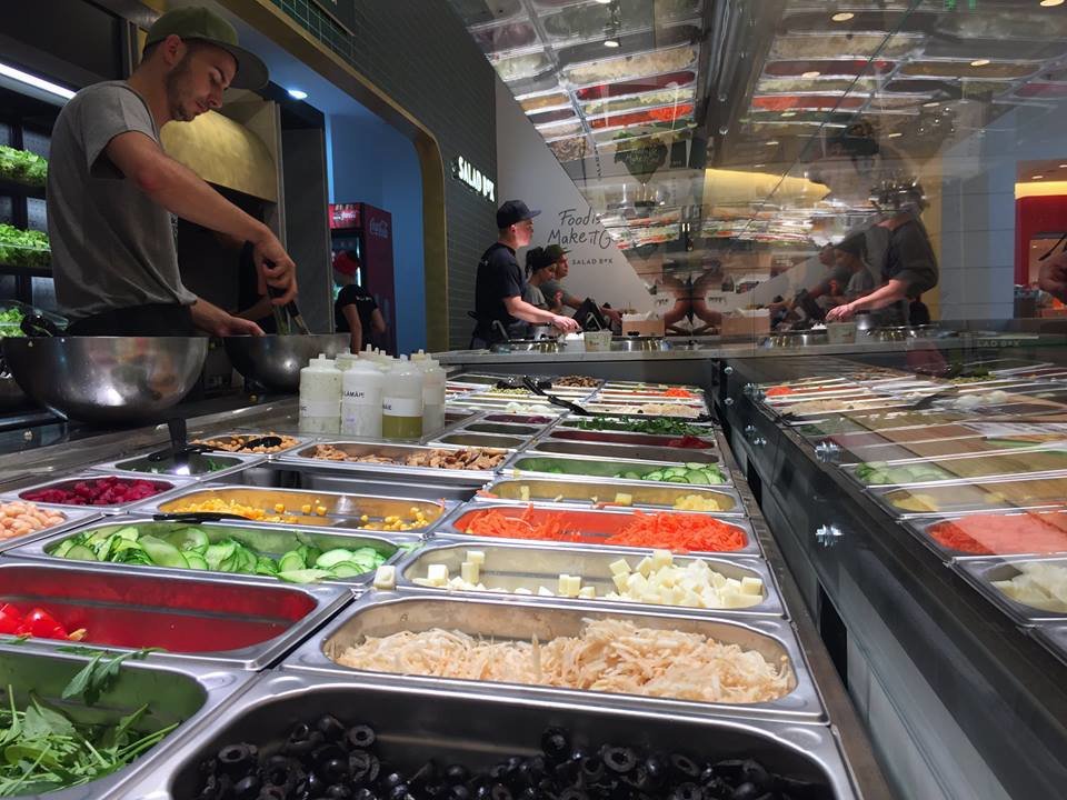 Înca un lanț de restaurante din România intră în insolvență. Este al treilea în 2025, dupa Noodle Pack și La Plăcinte