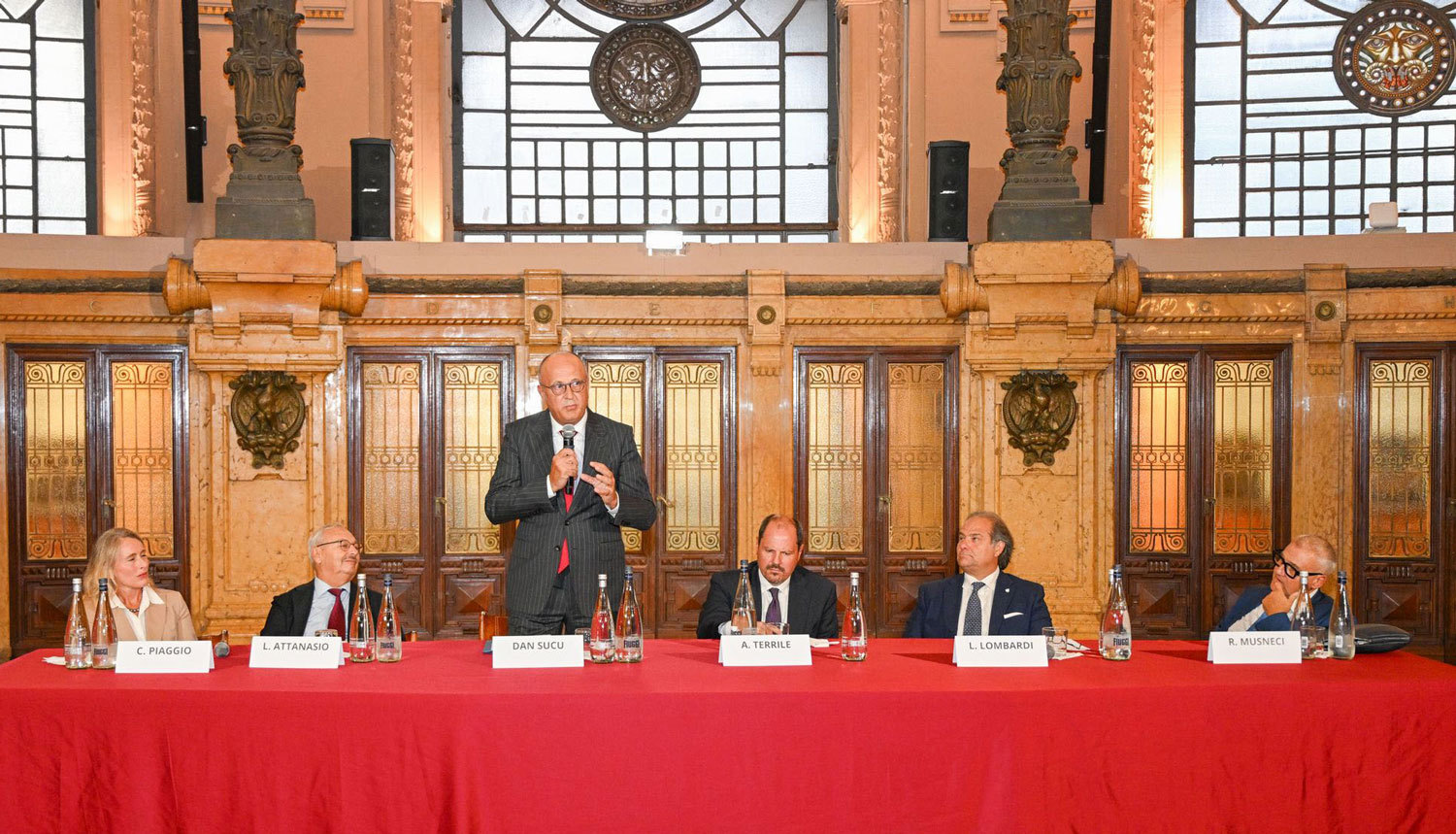 Dan Șucu la Genova, în fața liderilor de business și a oficialilor locali: „De ce un investitor român nu poate face în Italia ce au făcut investitorii italieni în România după anii ’90? Poate că v-ați gândit că vine un om de afaceri dintr-o țară săracă, dar nu este chiar așa. România este o cu totul altă țară decât cea de acum trei decenii“