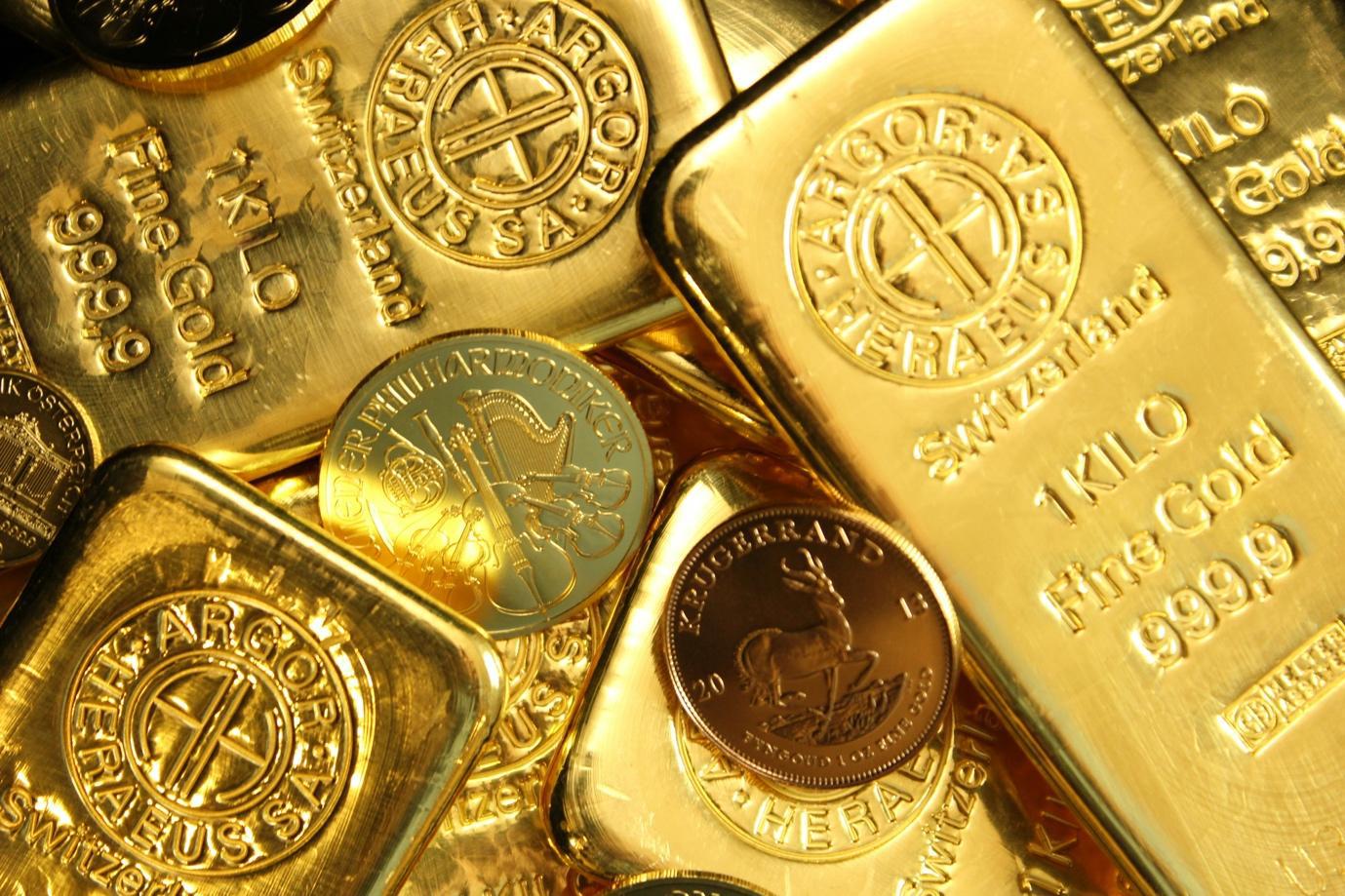 Febra aurului. Goldman Sachs, cea mai influentă bancă americană, estimează că metalul prețios poate să ajungă și la 5.000 de dolari, dacă independența Băncii Centrale Americane este zdruncinată