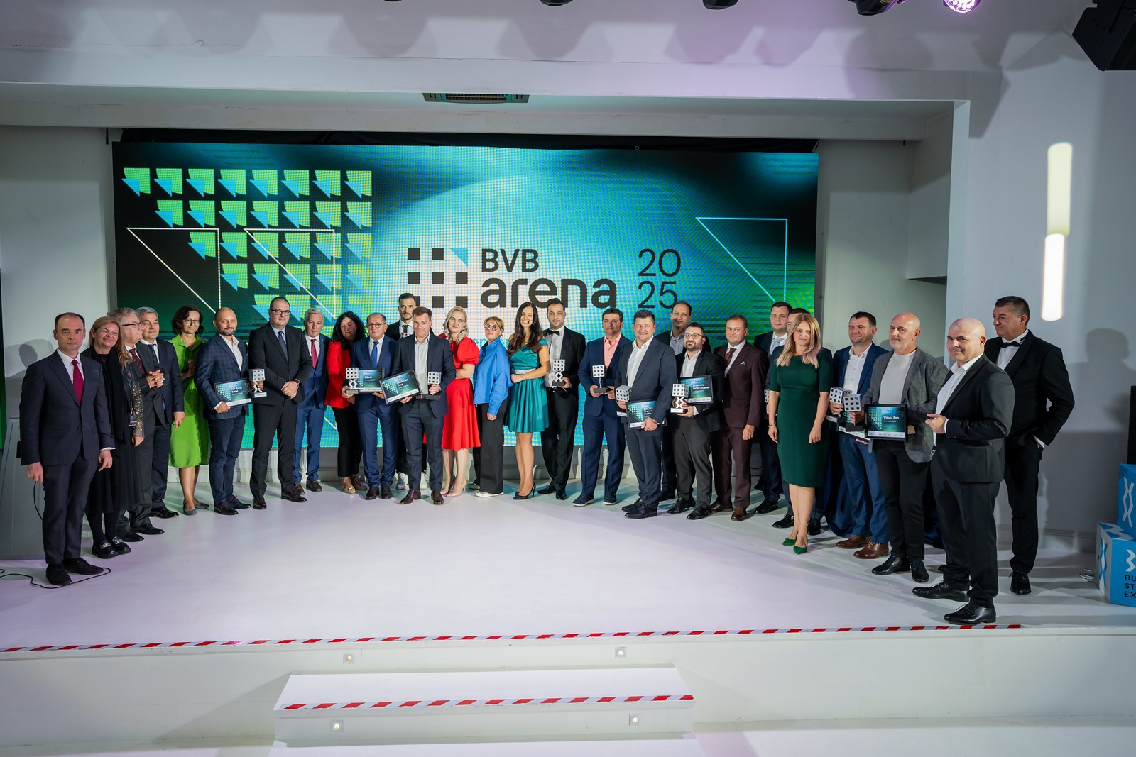Gala BVB Arena 2025: Visual Fan, Annabella, Arobs și Bento, pe lista celor 15 companii românești finaliste ale programului derulat de Bursa de Valori București