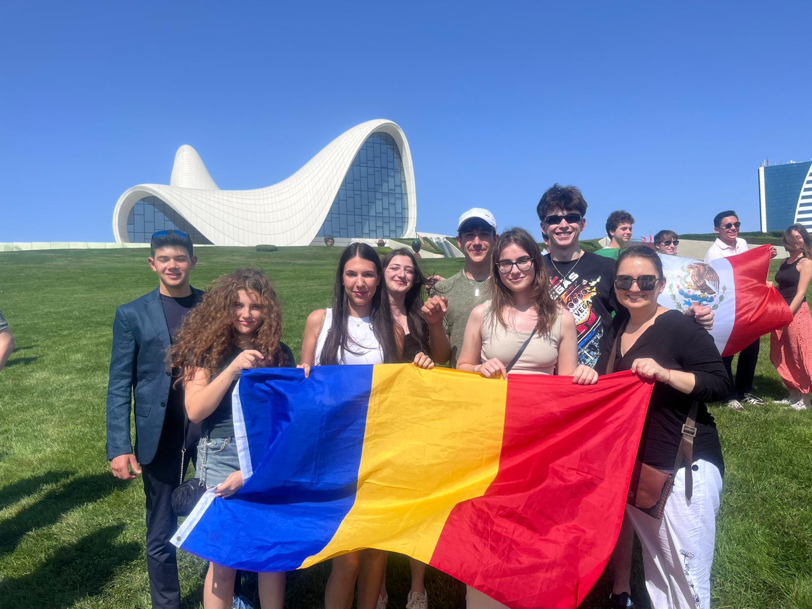 Aur, argint și bronz: liceenii români adună 20 de distincții la marile olimpiade de economie. România, locul 15 mondial la economie