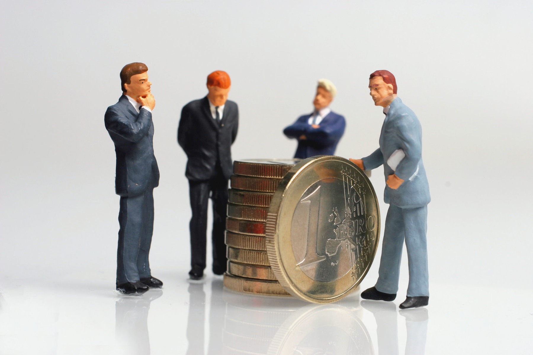 Principalii administratori de fonduri mutuale la finele lunii iulie: BRD AM deține un sfert din piață, urmat de BT AM, Raiffeisen AM, Erste și Goldman Sachs AM