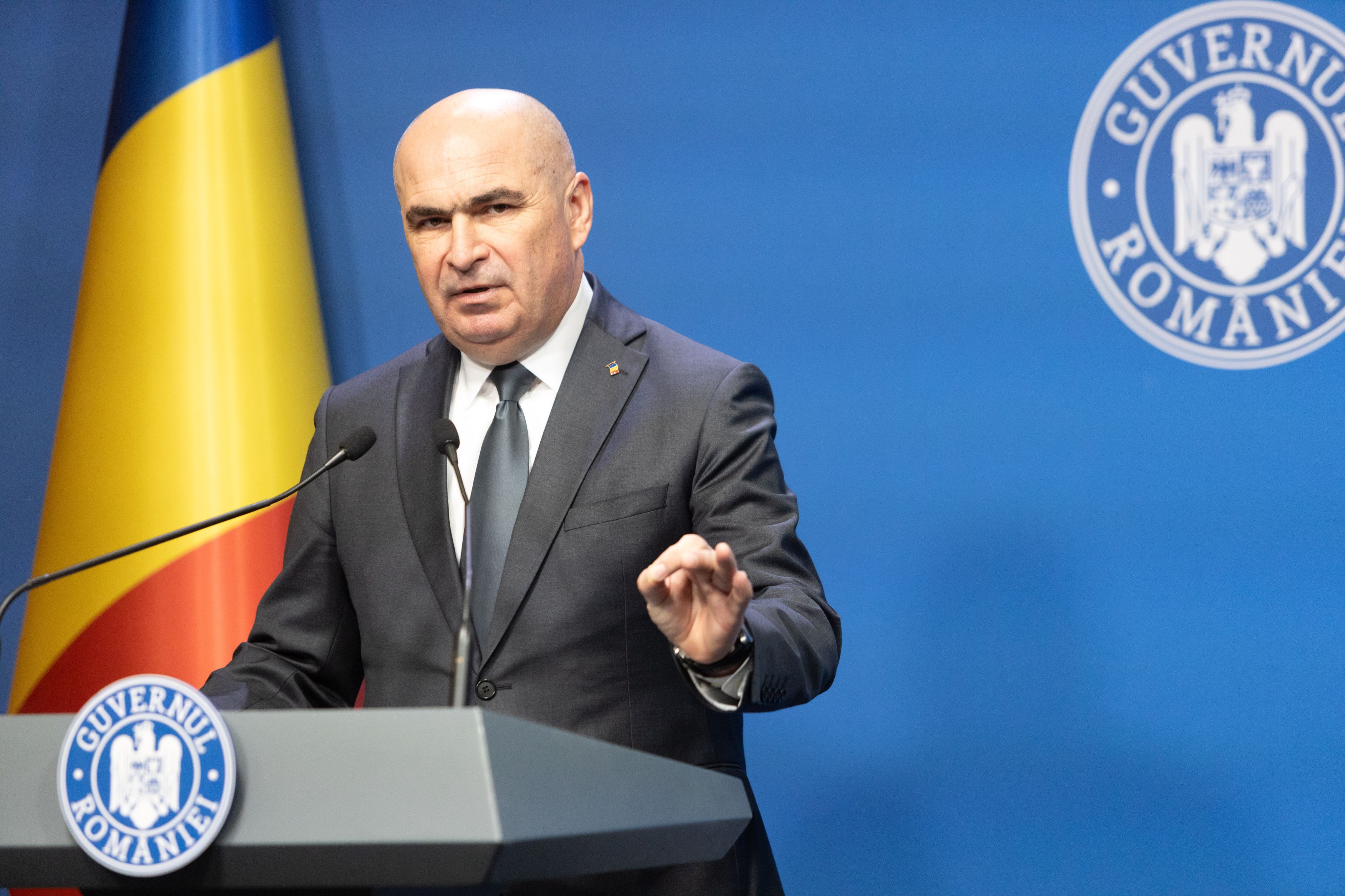 Ilie Bolojan, din nou în fața Parlamentului, la angajarea răspunderii pentru al doilea pachet de reformă: „Avem, în multe locuri, privilegii speciale, excepții, risipă și sinecuri. Fiecare se descurcă cum poate. Și atunci eu vă întreb pe dumneavoastră: aceasta este România pe care ne-o dorim?”