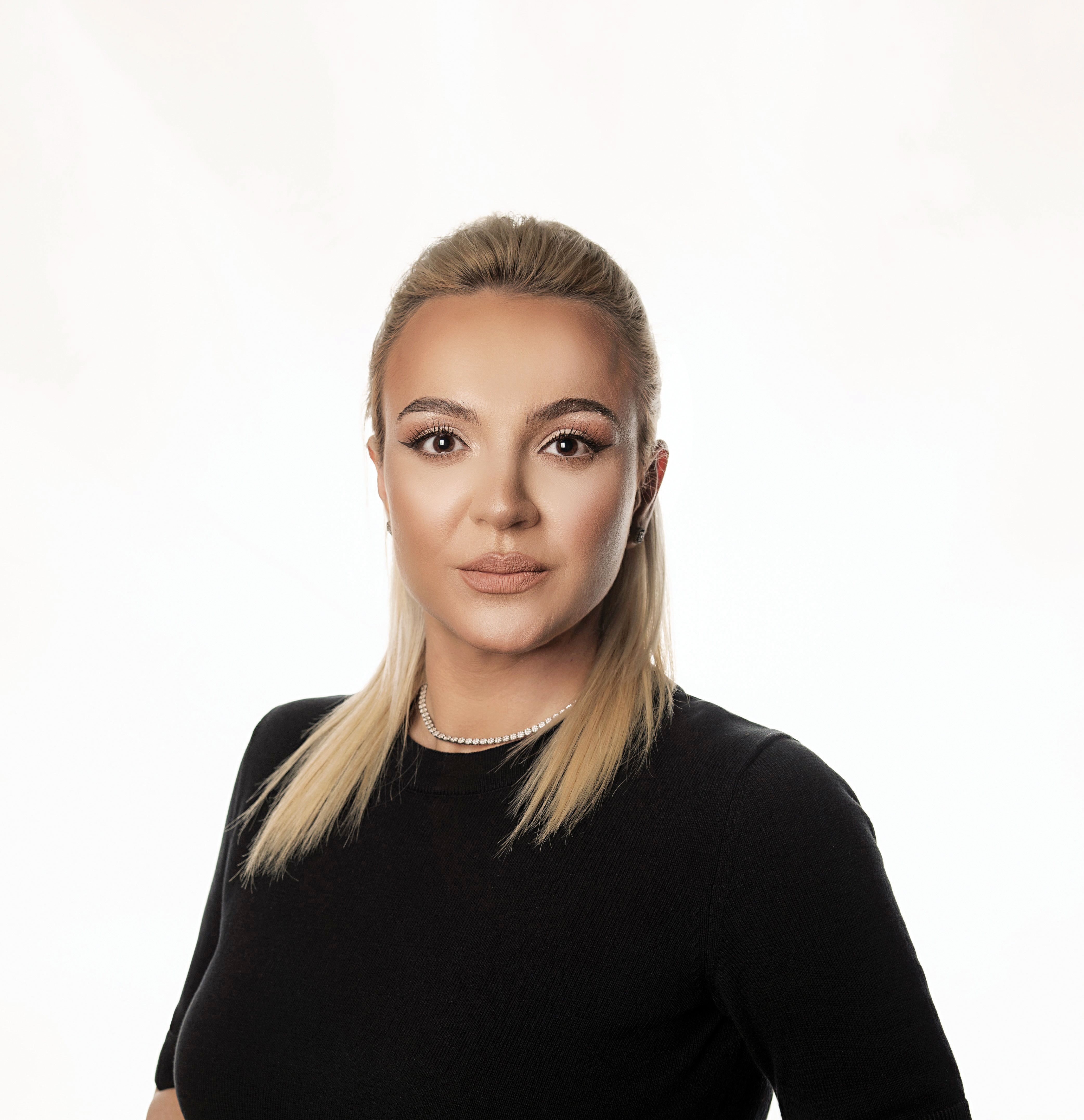 100 Cele mai puternice femei din business. Ruxandra Târlescu, Partener și Lider de Taxe, PwC România