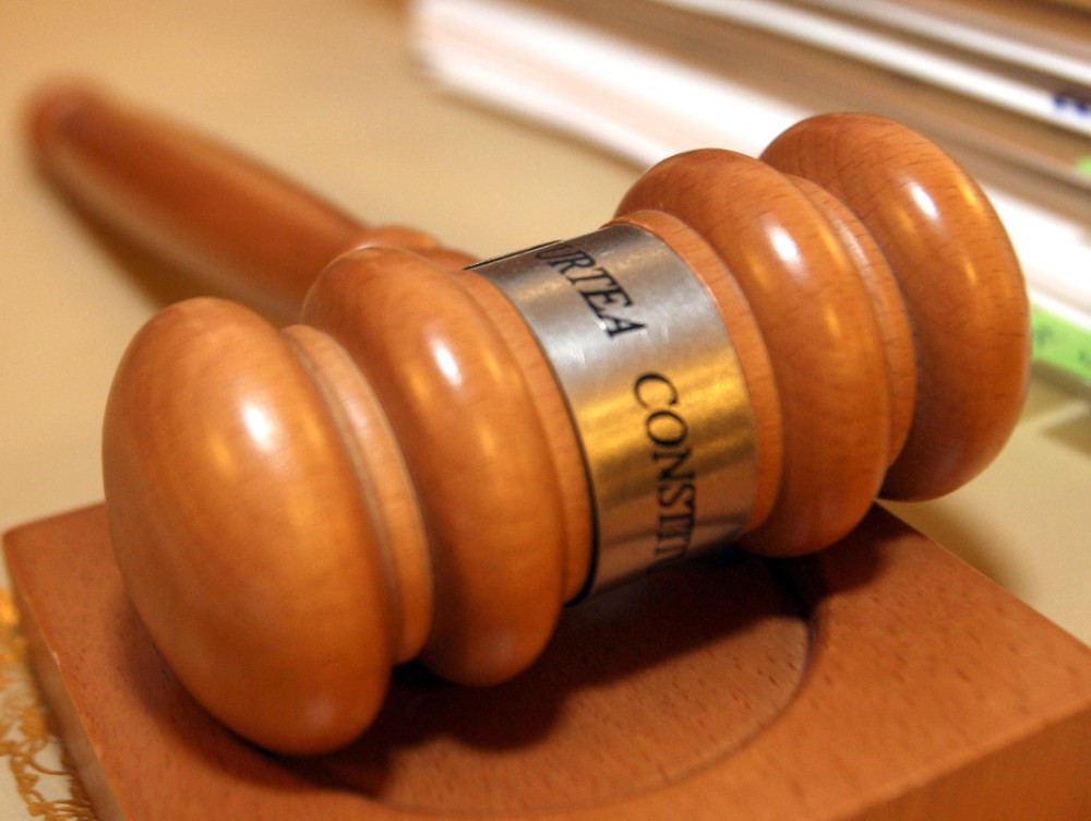 CCR a amânat pentru a doua oară, pentru 21 octombrie, decizia privind pensiile magistraților