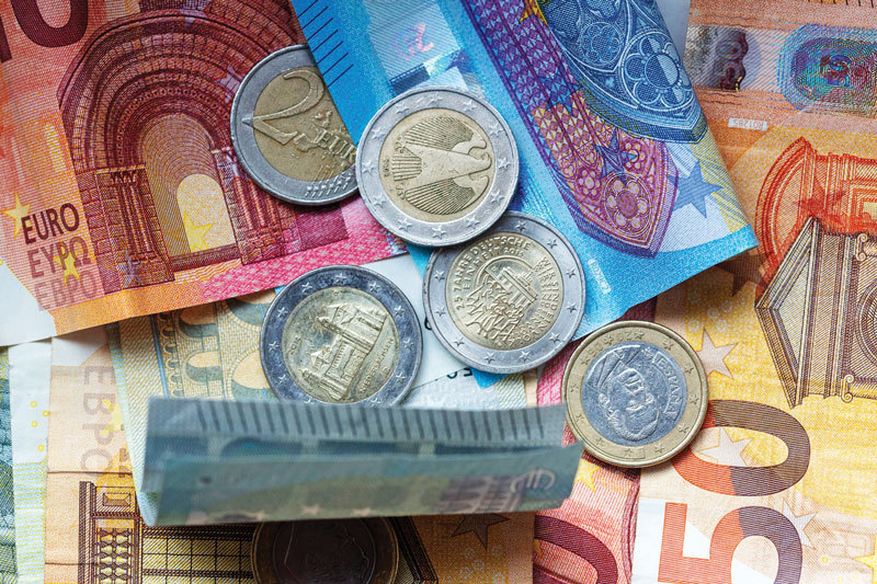 Va vrea și va putea Europa să ducă un război pentru euro?