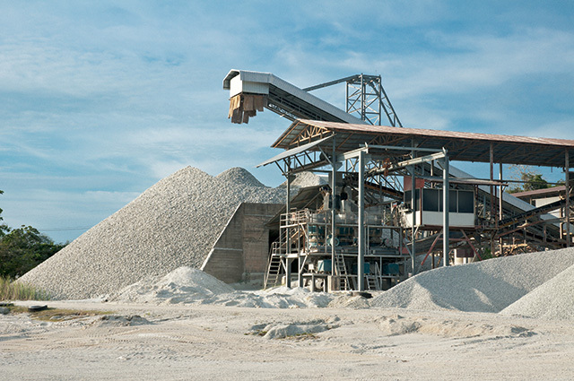 Producătorul de ciment Holcim a semnat un acord pentru preluarea Xella, care are trei fabrici în România