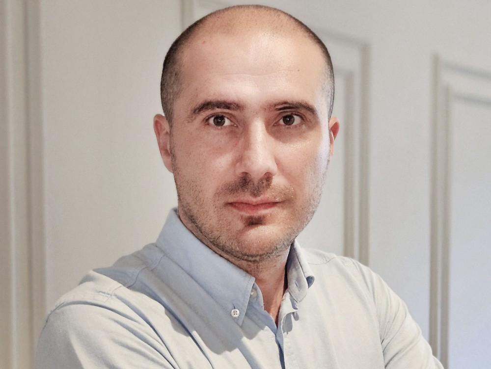 Povestea tânărului de doar 36 de ani care a construit de la zero o companie de milioane de euro în România. Cum a reușit și cum a început totul