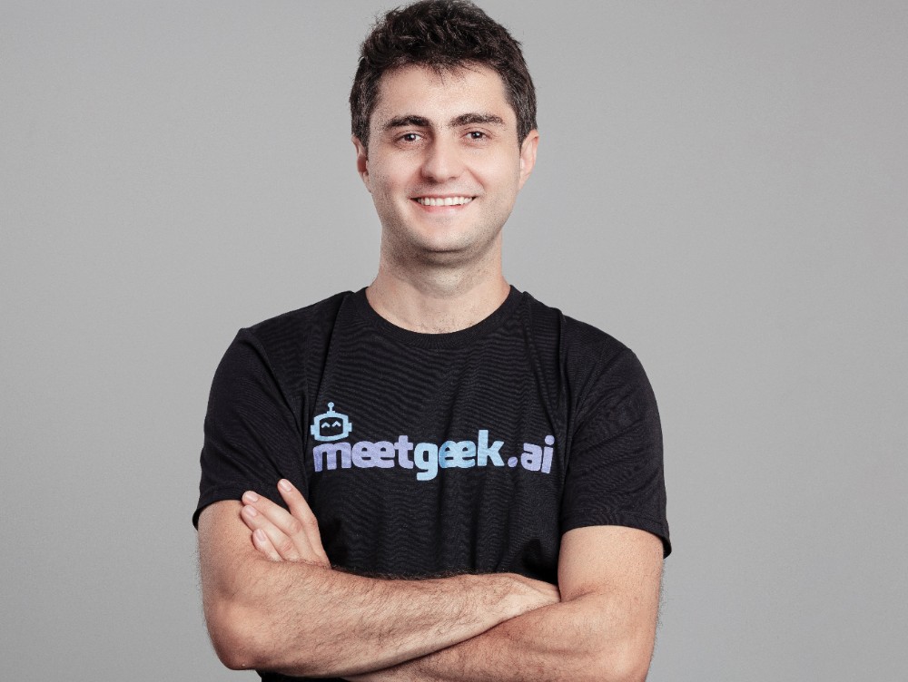Povestea tânărului de 37 de ani care a construit în România de la zero o companie ce lucrează cu mii de firme din peste 100 de țări