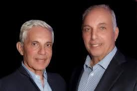 Miliardarii britanici David și Simon Reuben vor să transforme fosta platformă industrială Solventul din Timișoara într-o zonă rezidențială, în parteneriat cu Nhood, companie de servicii și soluții de real estate integrate