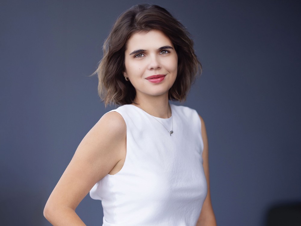 Cine este tânăra din România ce conduce operațiunile unuia dintre cele mai valoroase start-up-uri tech din România