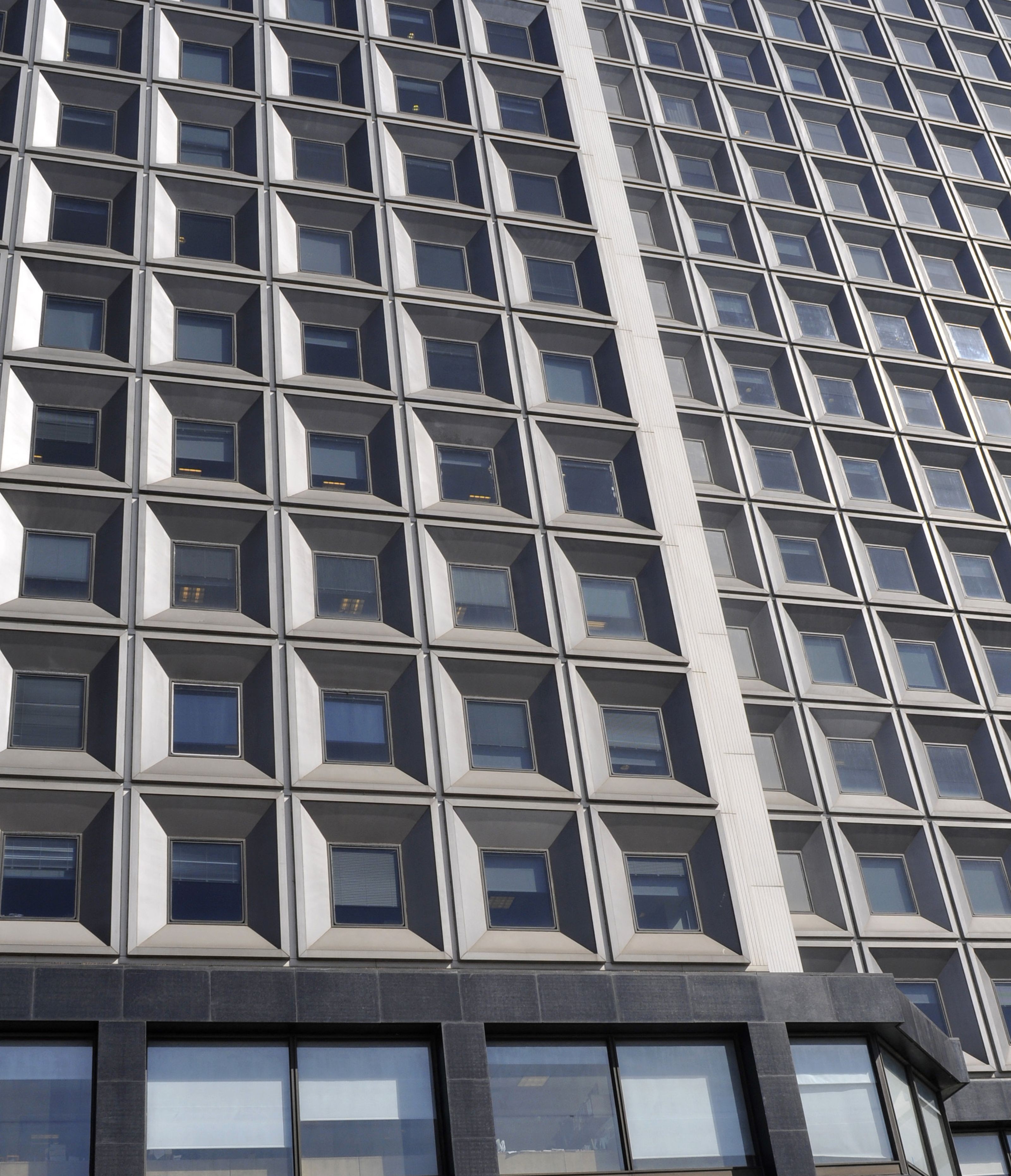 Prietenii lui Trump își deschid o bancă în timp record: Erebor va fi o bancă digitală care se va adresa start-upurilor. „Vrem să fim o bancă stabilă, cu risc scăzut, de încredere”