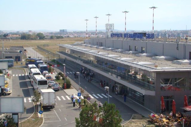 Aeroportul din Sibiu, primul din România care implementează sistemul european EES