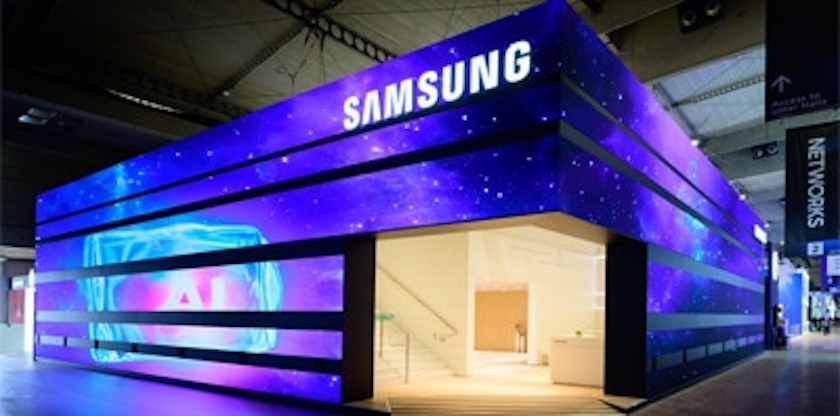 Gigantul Samsung, selectat de grupul Vodafone pentru a furniza soluții pentru construcția unor noi tipuri de rețele de comunicații, cu o arhitectură deschisă, unde pot fi integrate componente de la mai mulți furnizori. Teste de succes în trecut în România