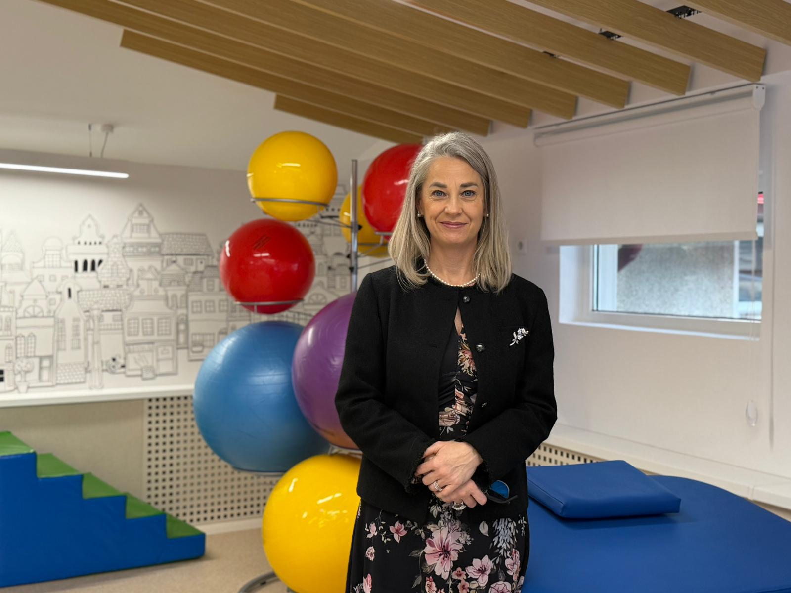 Durerile de spate și sedentarismul, inamicii generației tale. Ce poți face? Daniela Stanca, președinte al Colegiului Fizioterapeuților din România: Postura cea mai bună este schimbare a posturii. Nu postura în sine determină durere, ci menținerea ei pe o perioadă foarte lungă de timp