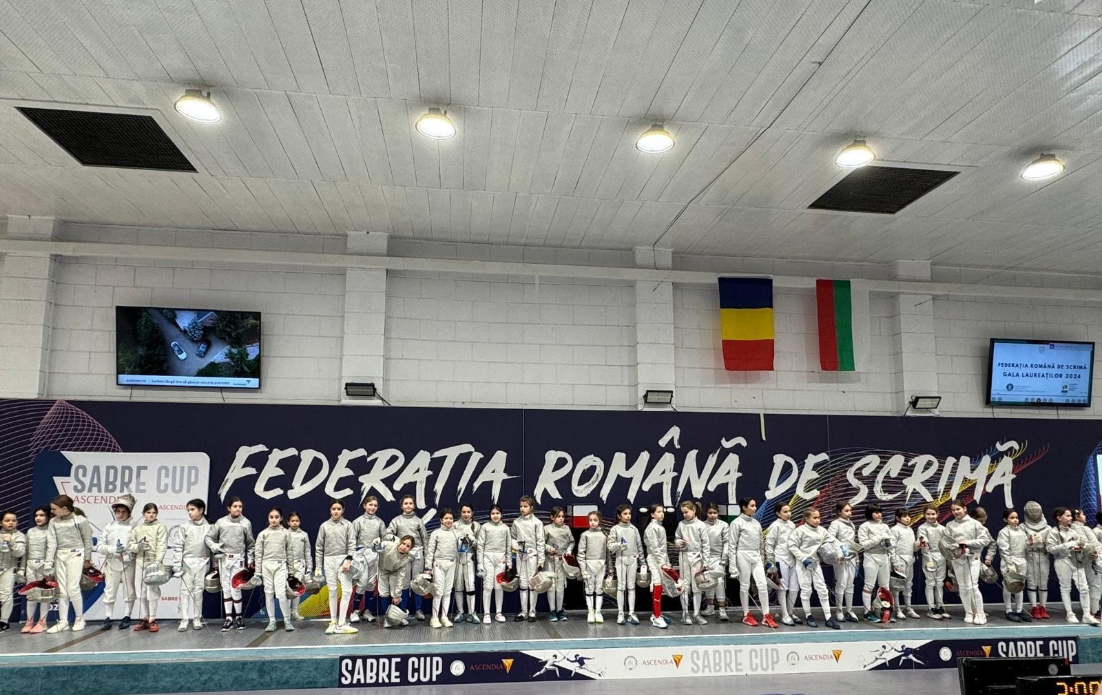 Compania de software Ascendia a organizat prima ediție a Ascendia Sabre Cup, competiție de scrimă dedicată copiilor care a avut loc în București, unde au participat peste 330 de sportivi din patru țări