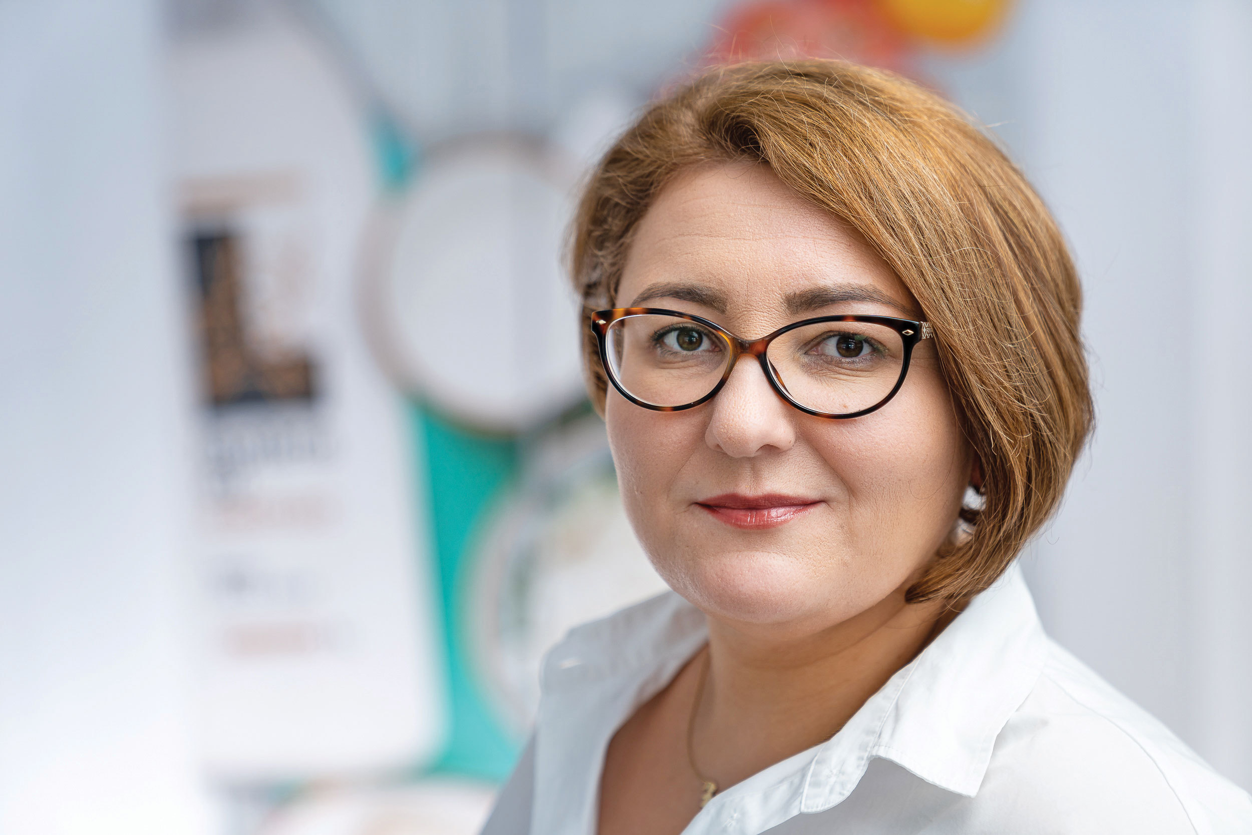 Cine este românca care, împreună cu soțul ei, a construit de la zero unul dintre cele mai cunoscute și apreciate branduri de lactate din România?
