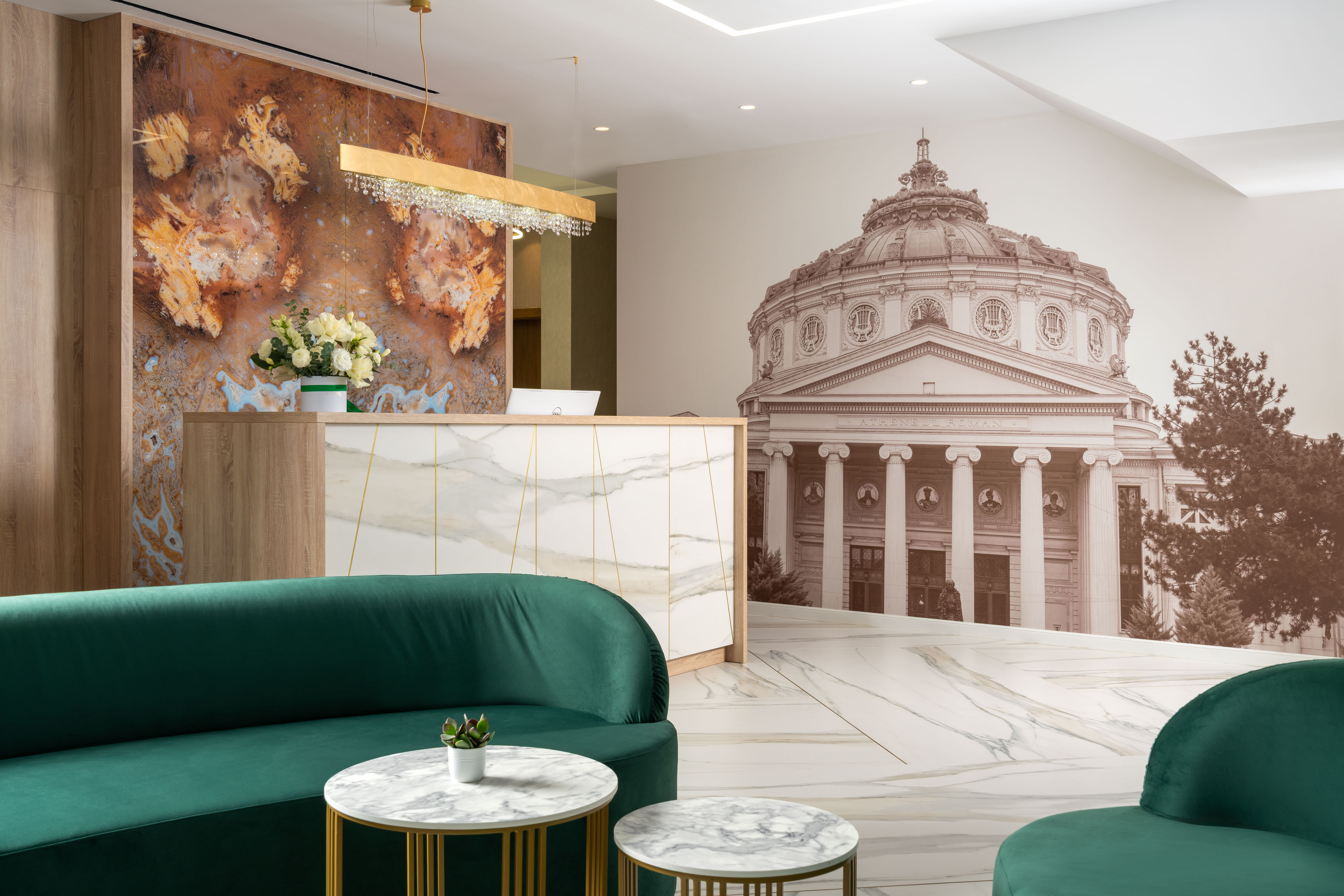 O clădire istorică din centrul Capitalei, vizavi de Palatul Șuțu, a fost transformată într-un boutique hotel după investiții de 2 mil.euro