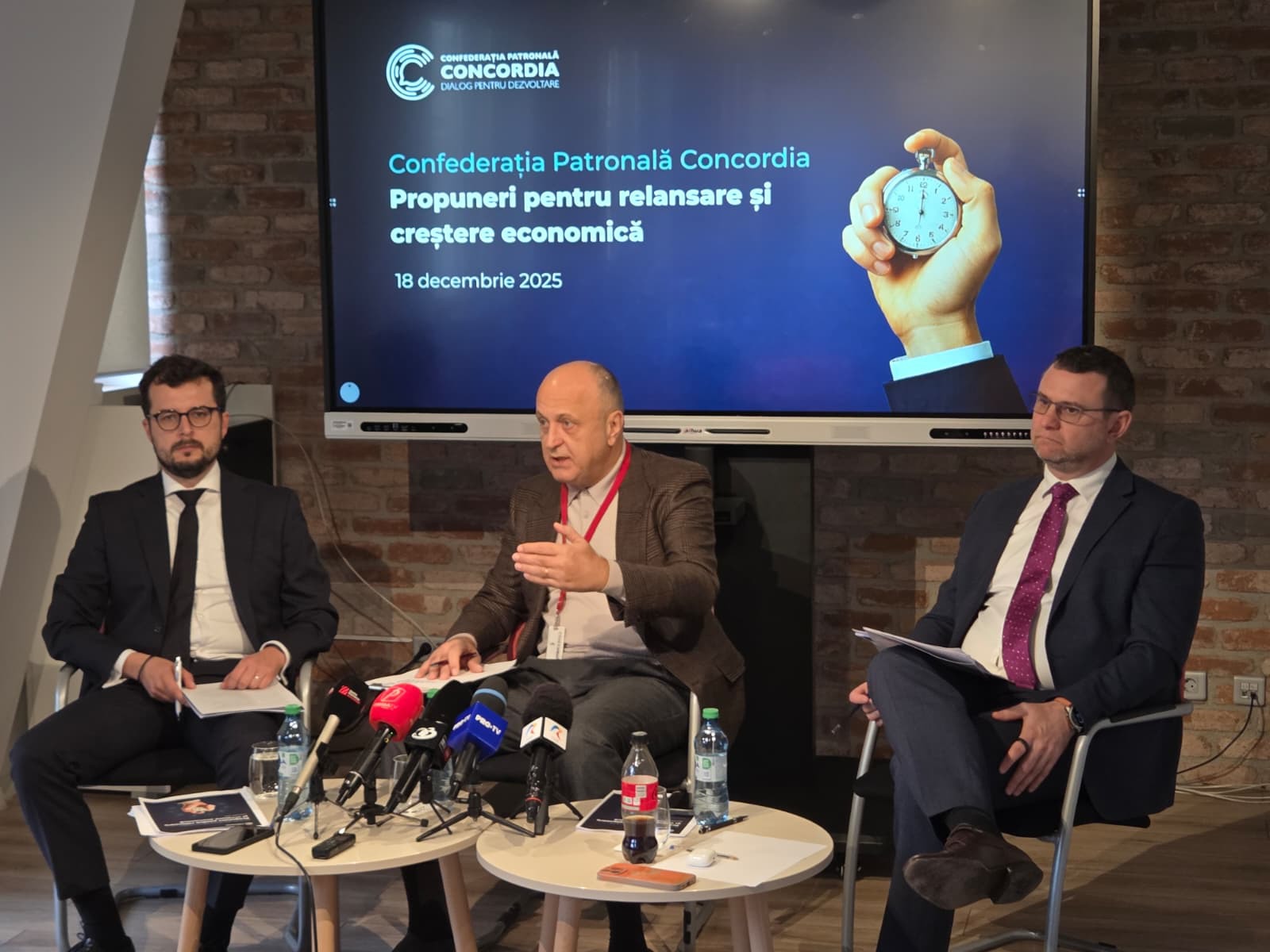 Confederația Patronală Concordia propune un pachet de 20 de măsuri prioritare pentru relansarea economiei și consolidarea competitivității. România nu își mai permite un model economic bazat exclusiv pe consum