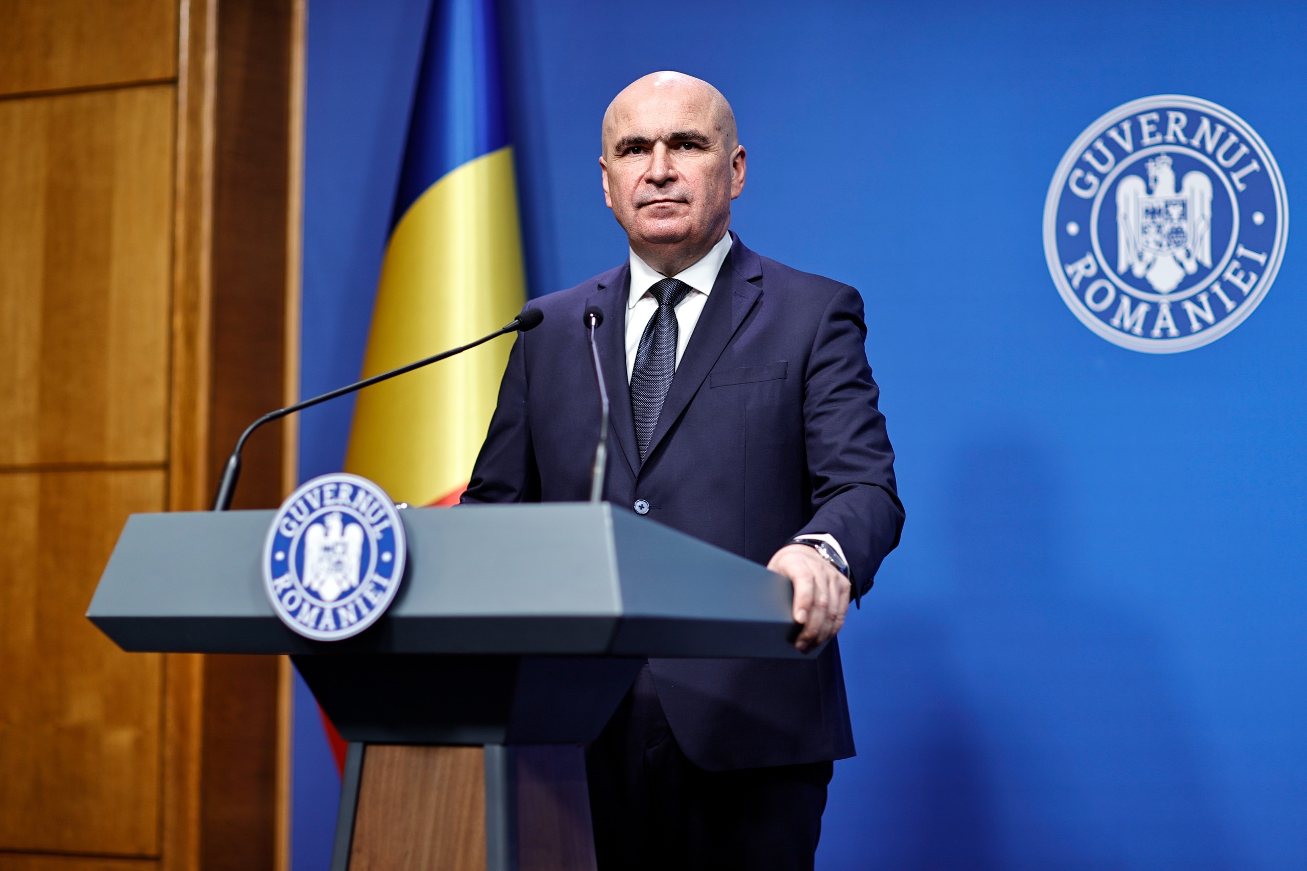 Ce companii de stat vrea să reformeze Bolojan? „Este vorba, din zona de transporturi, de exemplu, sau de energie, de compania Tarom, Metrorex, CFR Călători, CFR SA”