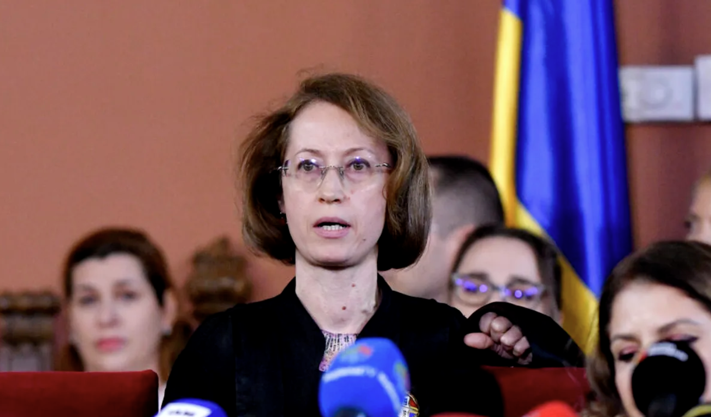 Peste 170 de magistrați semnează un mesaj de solidaritate cu Laurențiu Beșu și Raluca Moroșanu