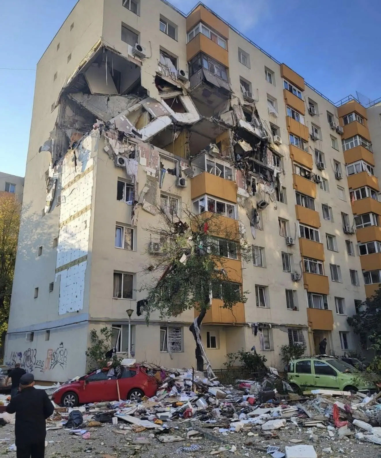 Explozia din Sectorul 5: Patru morți, zeci de apartamente distruse. Procurorii extind ancheta