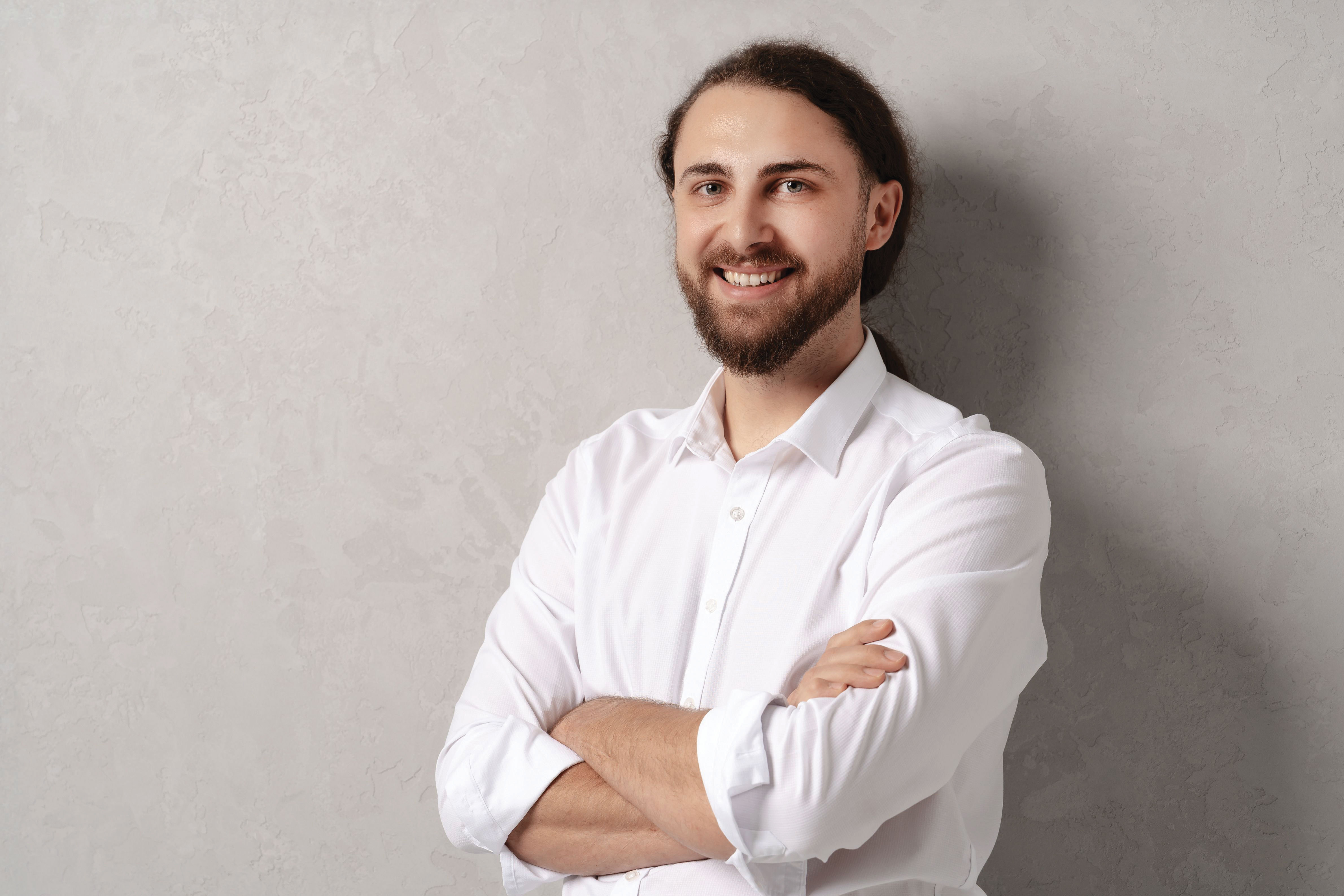 „Obstacolele apar inevitabil, dar am învățat că oricâte ziduri ai avea în față, întotdeauna vei găsi și o ușă”