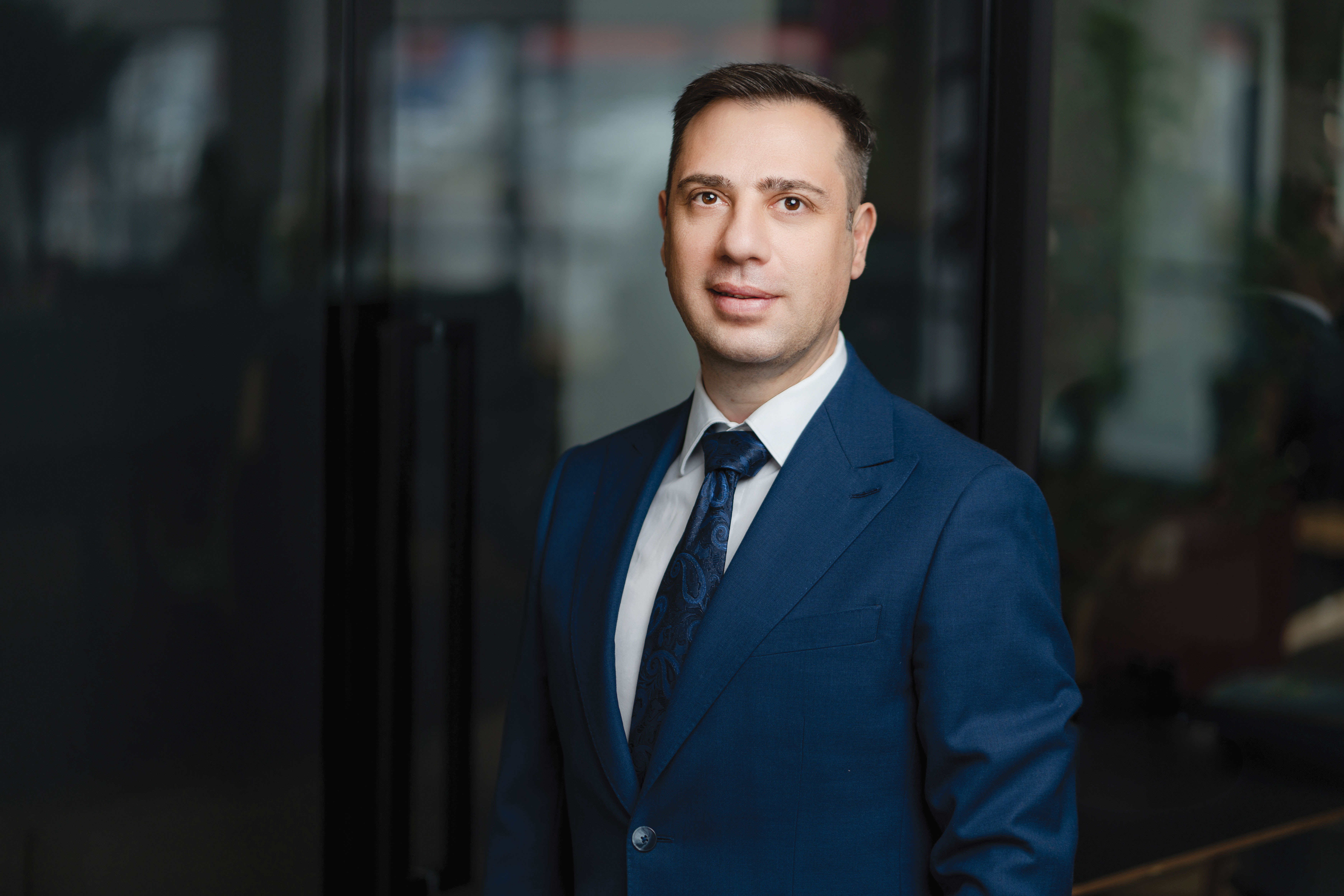 Costin Tudor, wherewework: AI-ul va lua joburi — inclusiv în HR — și, uneori, le va face mai bine ca noi; important e să învățăm rapid «limba» tehnologiei