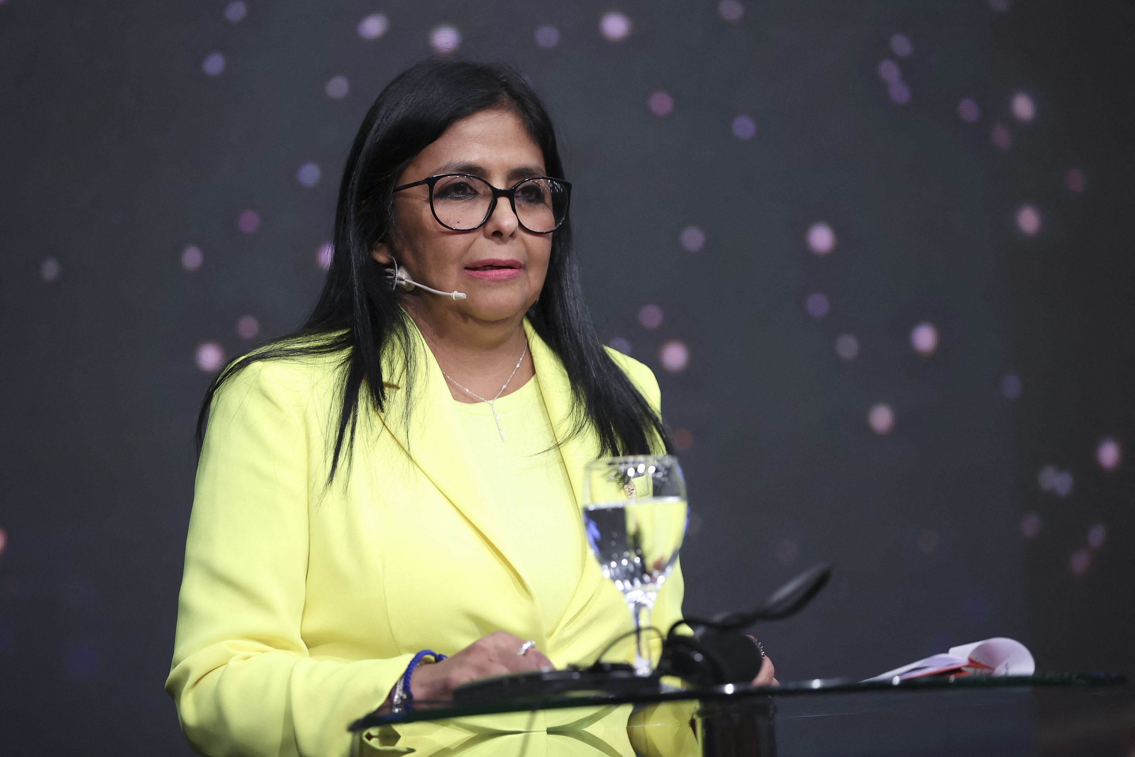 Cine este Delcy Rodríguez, femeia cu care Washingtonul vrea să îl înlocuiască pe Maduro la conducerea Venezuelei. Americanii și-au făcut planurile de tranziție în jurul vicepreședintei, apropiată industriei petrolului