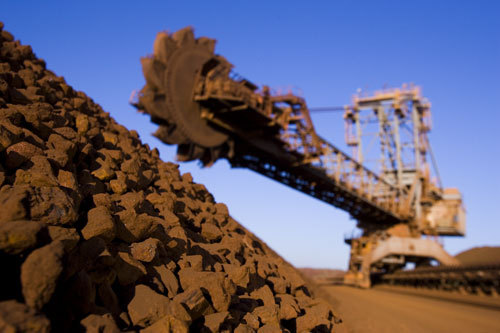 Ce titan al industriei miniere ar putea lua naștere în curând: Rio Tinto și Glencore negociază o mega-fuziune menită să zguduie piața mondială a resurselor