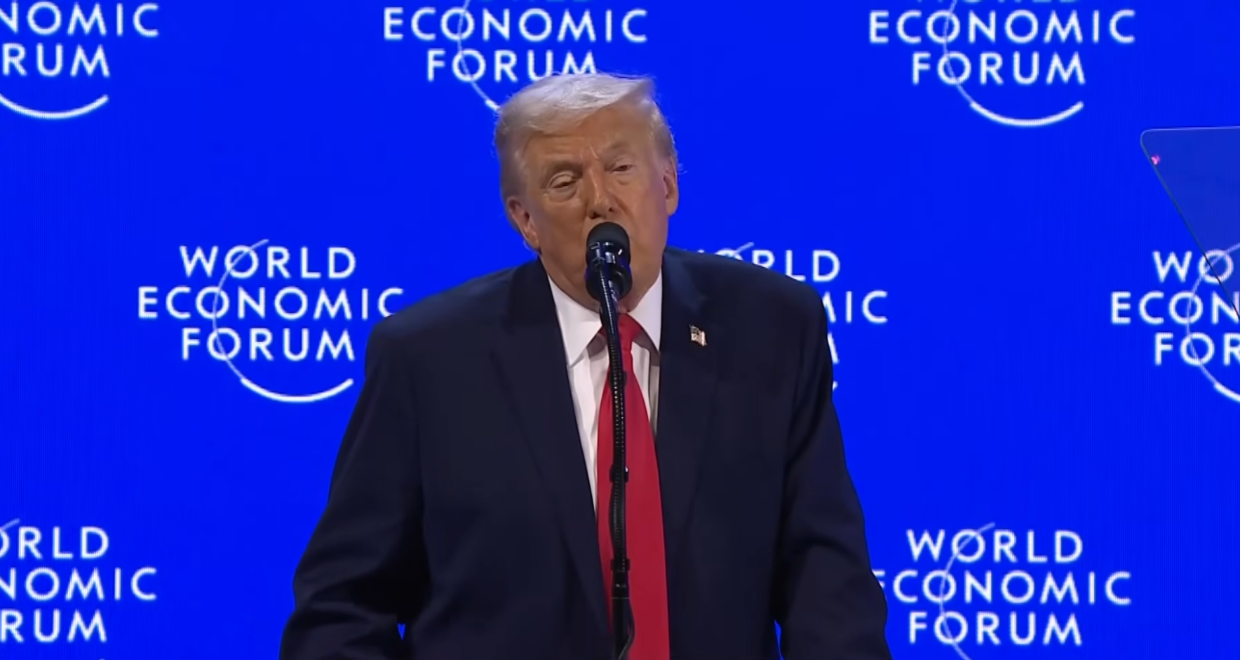 Președintele Trump a exclus folosirea forței pentru a dobândi Groenlanda, cerând în schimb negocieri imediate. „Unii au crezut că voi folosi forța. Nu trebuie să folosesc forța. Nu vreau să folosesc forța. Nu voi folosi forța.
