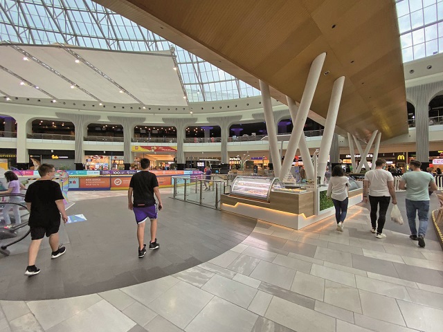 CBRE: Mallurile din România sunt pline, birourile din centrul Bucureștiului la fel, iar noi mai avem nevoie de încă un milion de metri pătrați de retail pentru a acoperi cererea