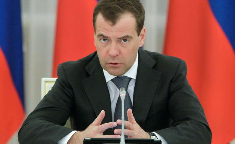 Medvedev îl laudă pe Trump însă pune la îndoială amenințarea privind submarinele americane