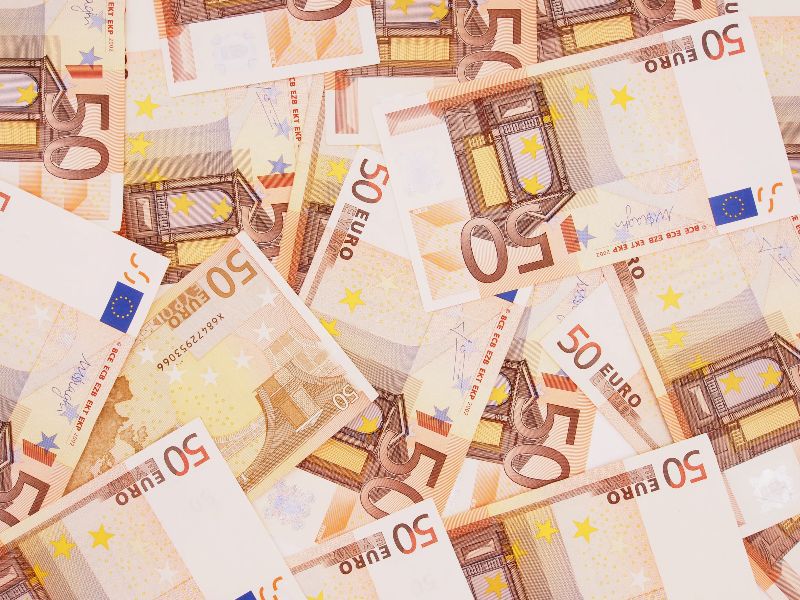 Guvernul a aprobat participarea României la programul EastInvest, mecanism european de 20 mld. euro pentru investiții în regiune