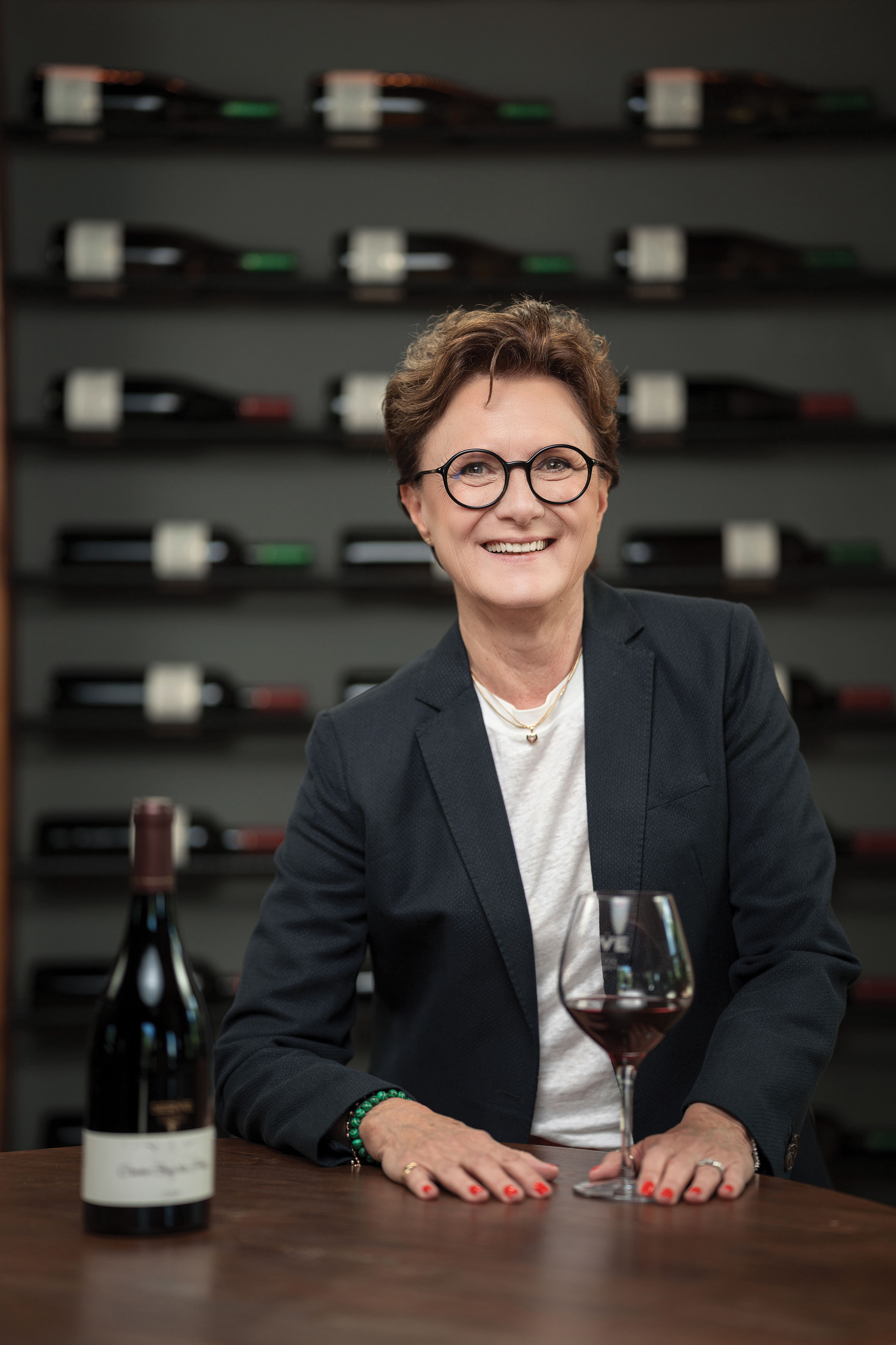 Vinul Cavalerului. Și al contelui. Cine este antreprenorul corsican care a mizat pe viticultură pe plan local, fiind primul investitor străin care a făcut acest pas