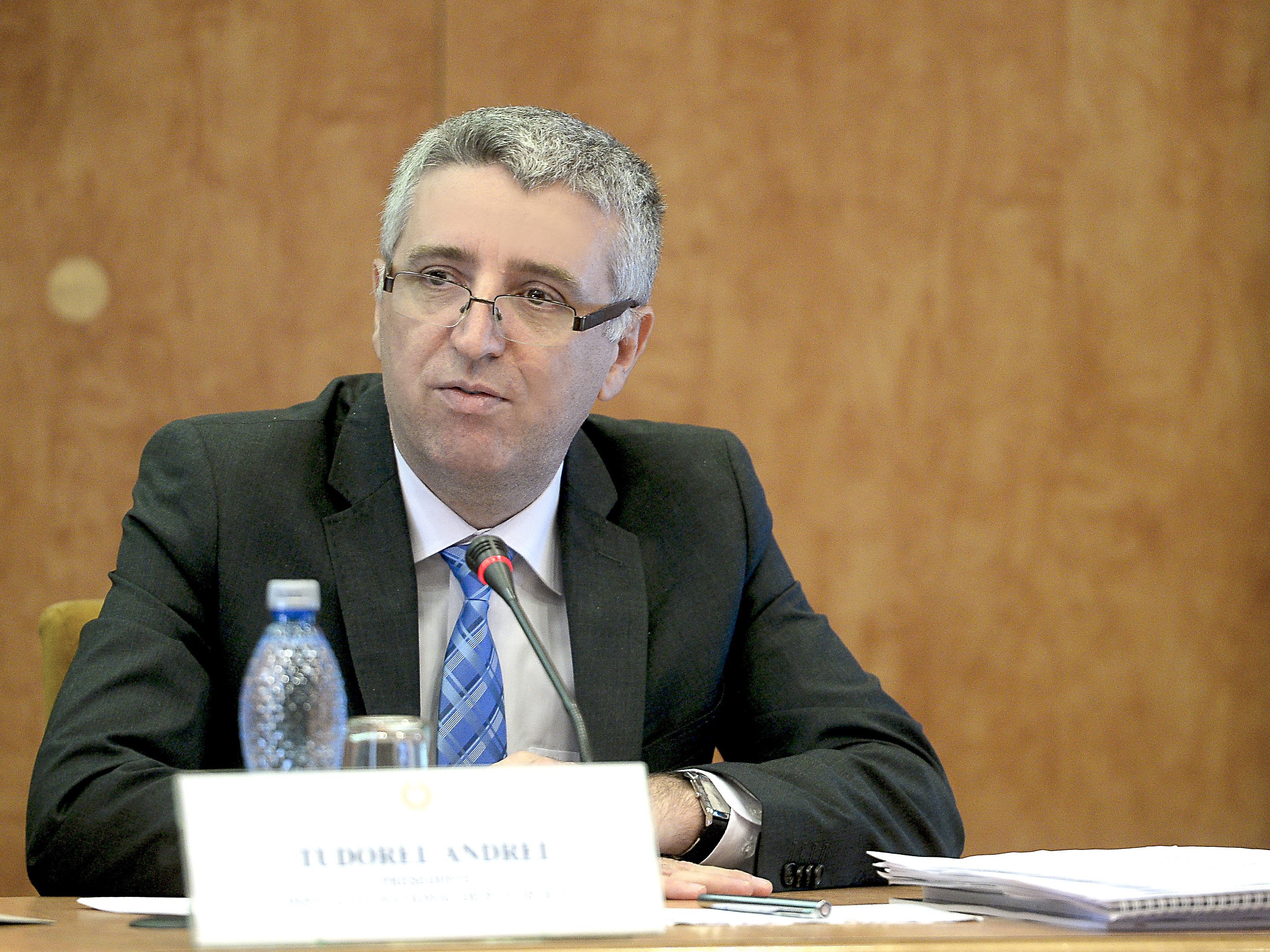 Tudorel Andrei, președintele INS: Unu din șase copii s-au născut în străinătate în ultimii 10 ani. În perioada 2014–2024, numărul copiilor români născuți în strainatate a fost de 364.000, reprezentând peste 16% din totalul nou-născuților înregistrați în țară în acest interval