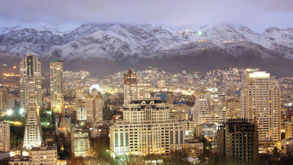 Iranul, trecut glorios, prezent în flăcări, viitor incert: Cum a ajuns Iranul o țară bogată cu oameni săraci