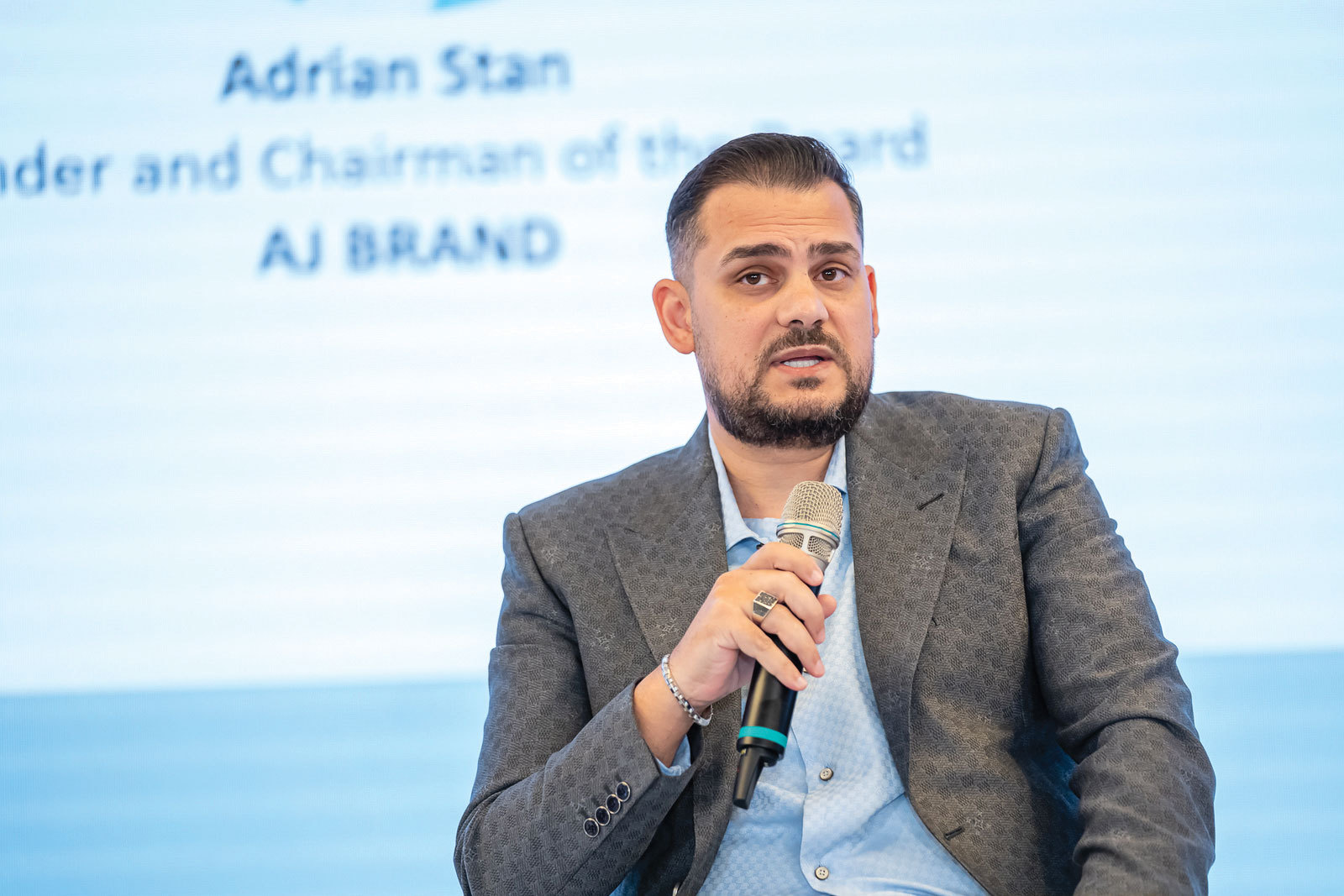 Investițiile în surse regenerabile au depășit statutul de opțiune strategică sau obligație climatică și au devenit o necesitate de securitate națională și europeană