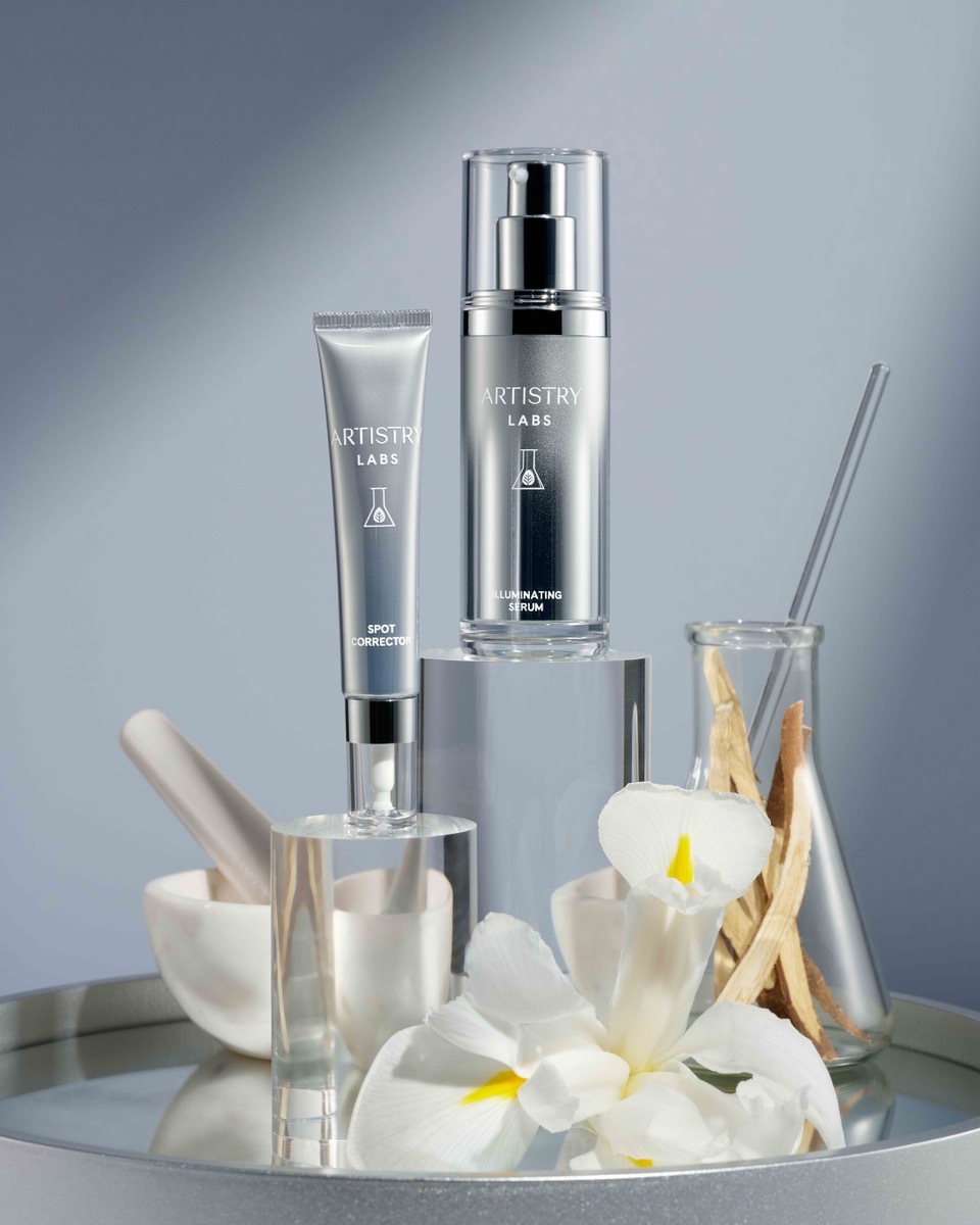 Amway lansează sistemul iluminator Artistry Labs, o nouă abordare a îngrijirii specifice a tenului