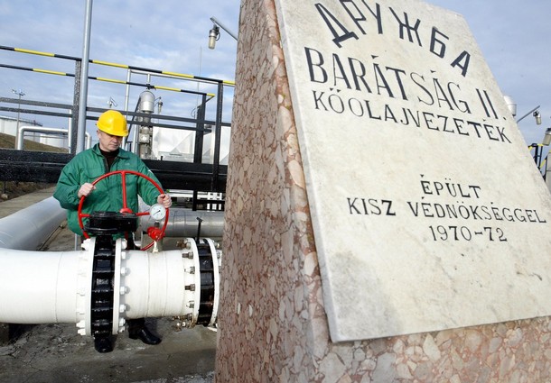 Rusia intenționează să oprească livrările de petrol către Germania prin conducta Druzhba. Decizia lovește exporturile Kazahstanului și adâncește ruptura energetică dintre Moscova și Berlin în plin război din Ucraina