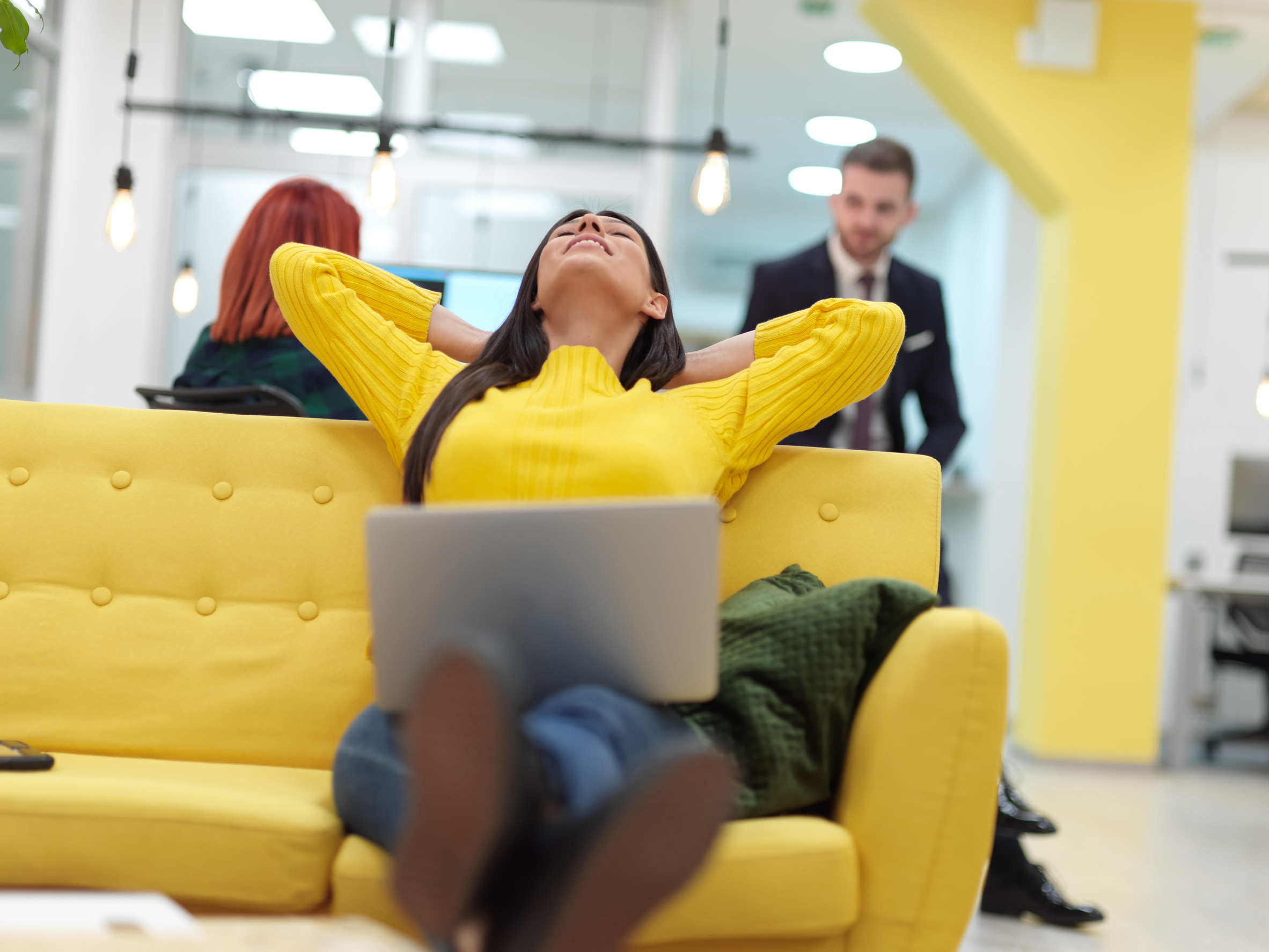 Cele 16 ore care decid productivitatea. Ce contează mai mult, ce faci la muncă sau ce faci după ce ieși de la program?