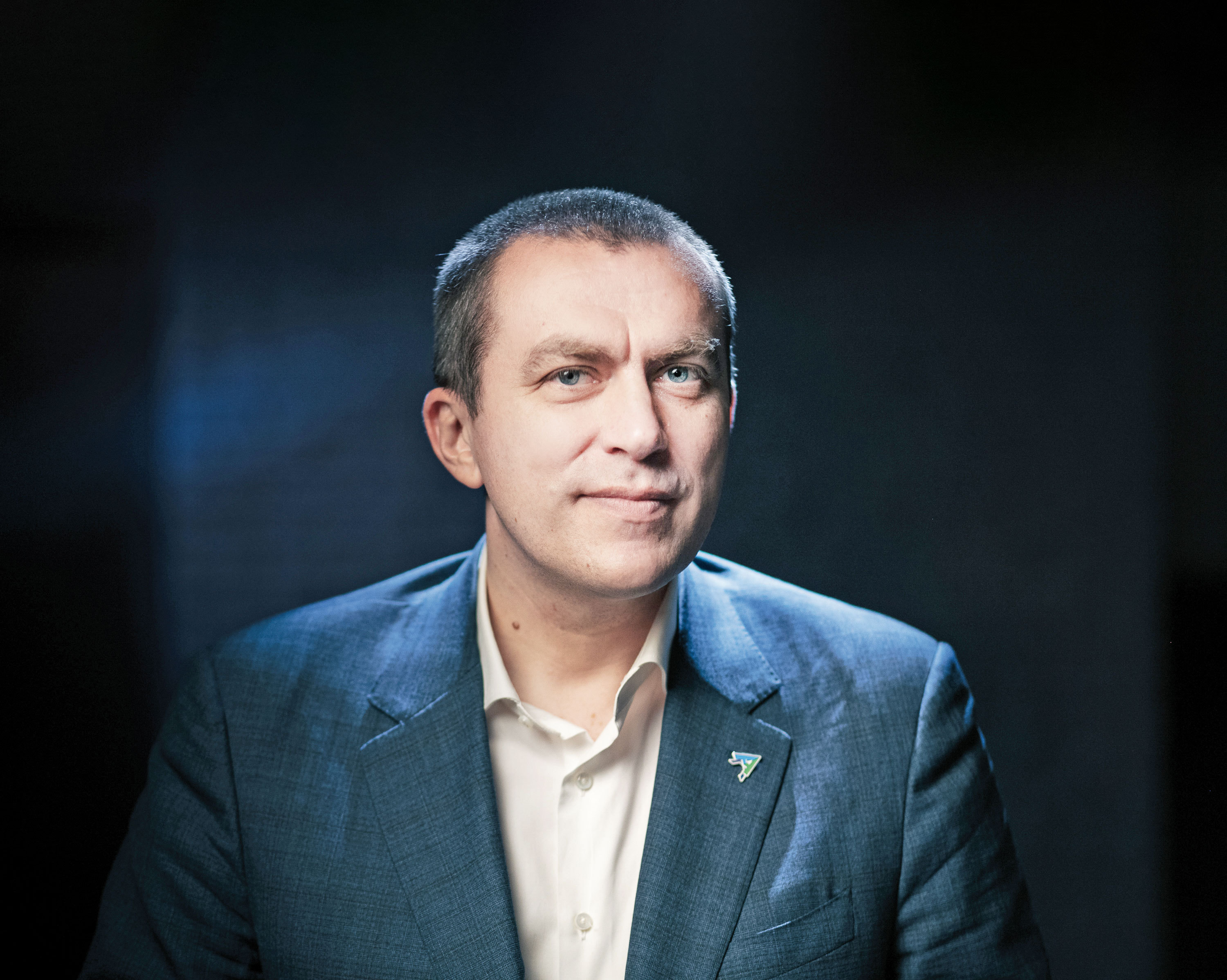 Cine este fondatorul și liderul unuia dintre cele mai cunoscute grupuri antreprenoriale din zona mobilității, cu afaceri de peste 800 de milioane de lei