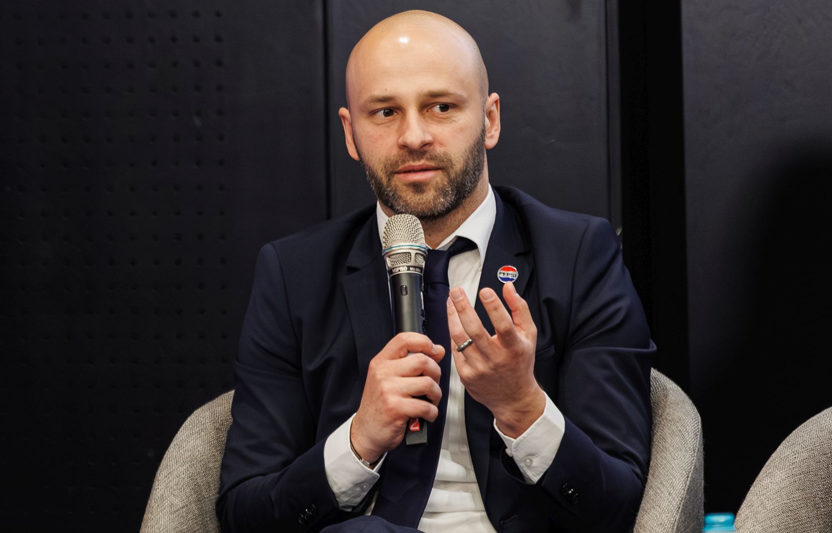 Cum convingi un gigant mondial să aleagă România pentru o investiție de 120 de milioane de euro