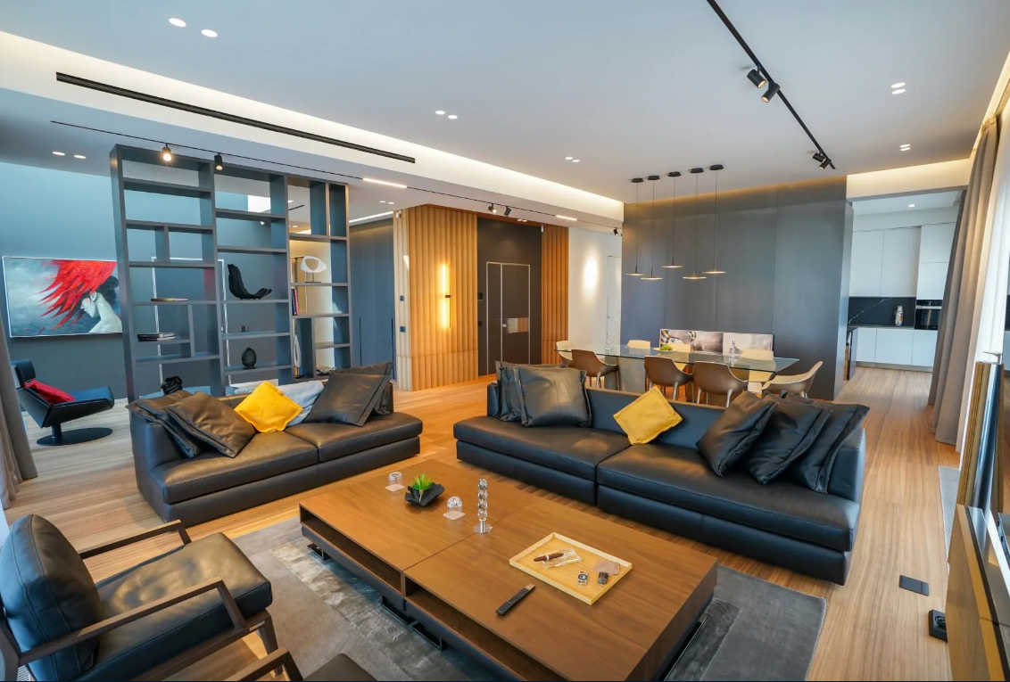 Cum arată un penthouse din București de 300 mp lânga Ambasada SUA, pentru care se cere 2,5 mil. euro, adică peste 8.330 euro/ mp?