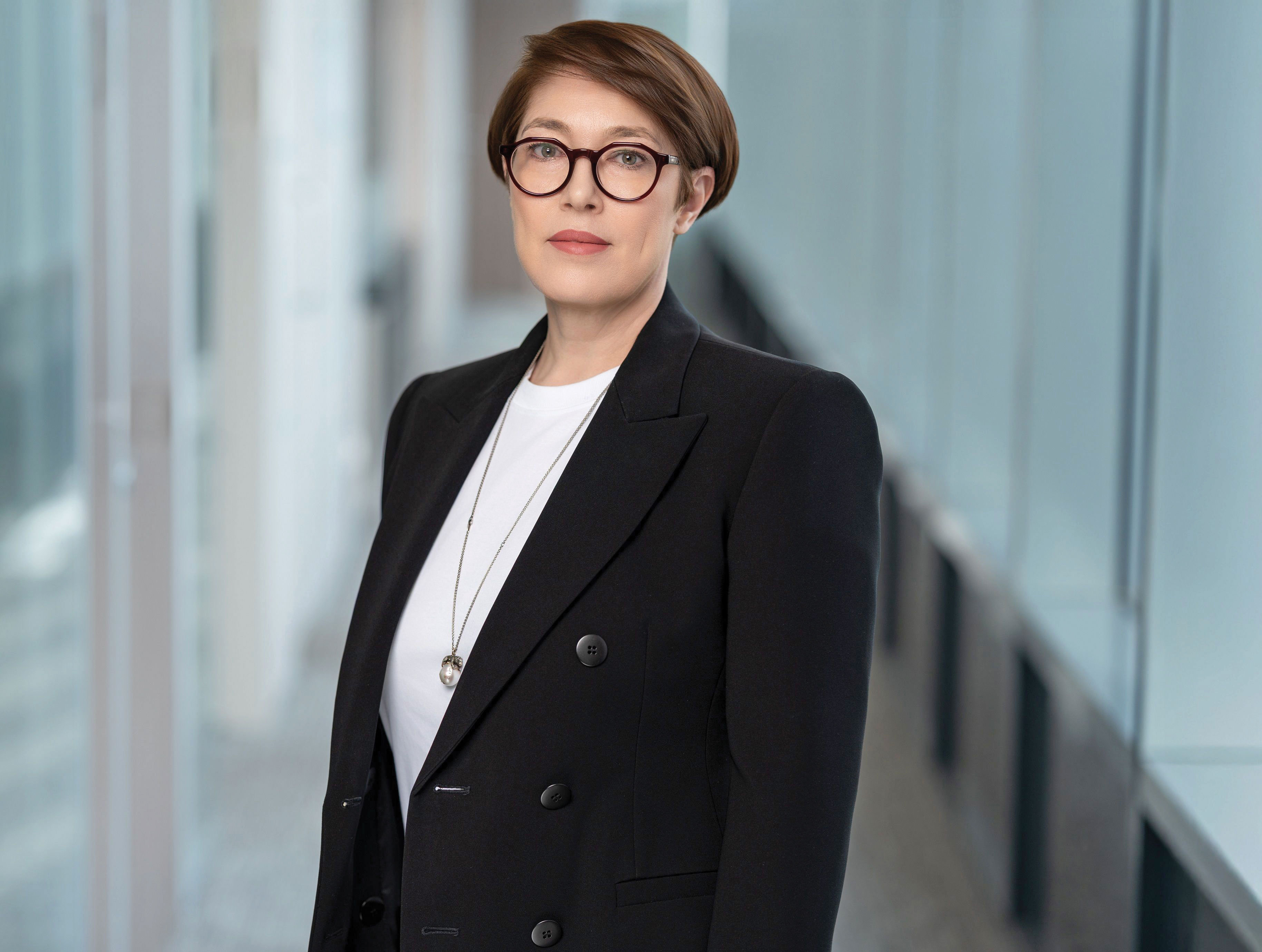 100 Cele mai puternice femei din business. Alina Timofti , Tax Partner, NNDKP