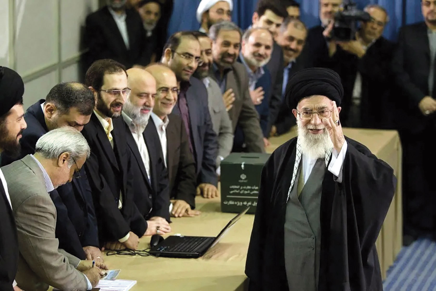 Iranul, trecut glorios, prezent în flăcări, viitor incert. Înainte de război, Iranul avea deja o platformă națională de inteligență artificială, dezvoltată cu resurse interne și destinată medicinei, transportului și educației