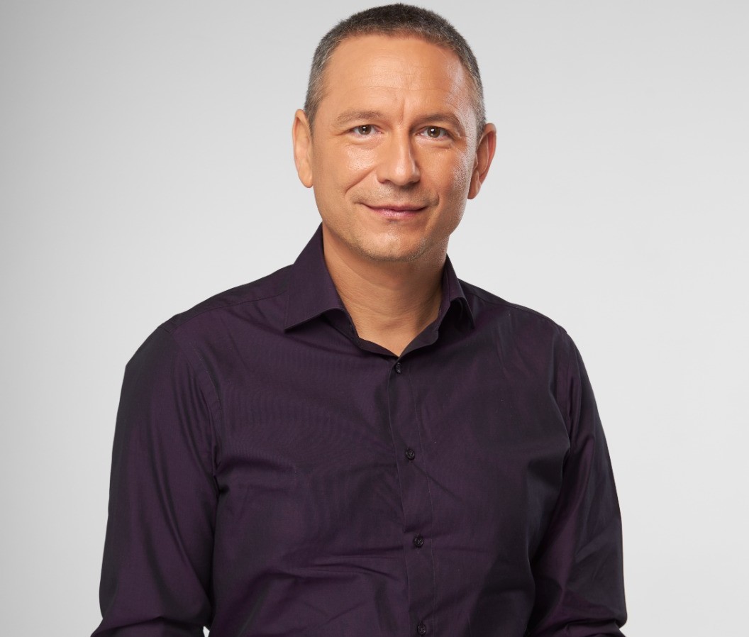 Smart ID a investit, în ultimii cinci ani, 6,4 milioane de euro în dezvoltarea soluțiilor din portofoliu, iar 5% din cifra de afaceri merge spre cercetare-dezvoltare. Daniel Boangiu, CEO-ul Smart ID: Pentru multe IMM-uri, digitalizarea încă pare scumpă, complicată și construită pentru companii mari
