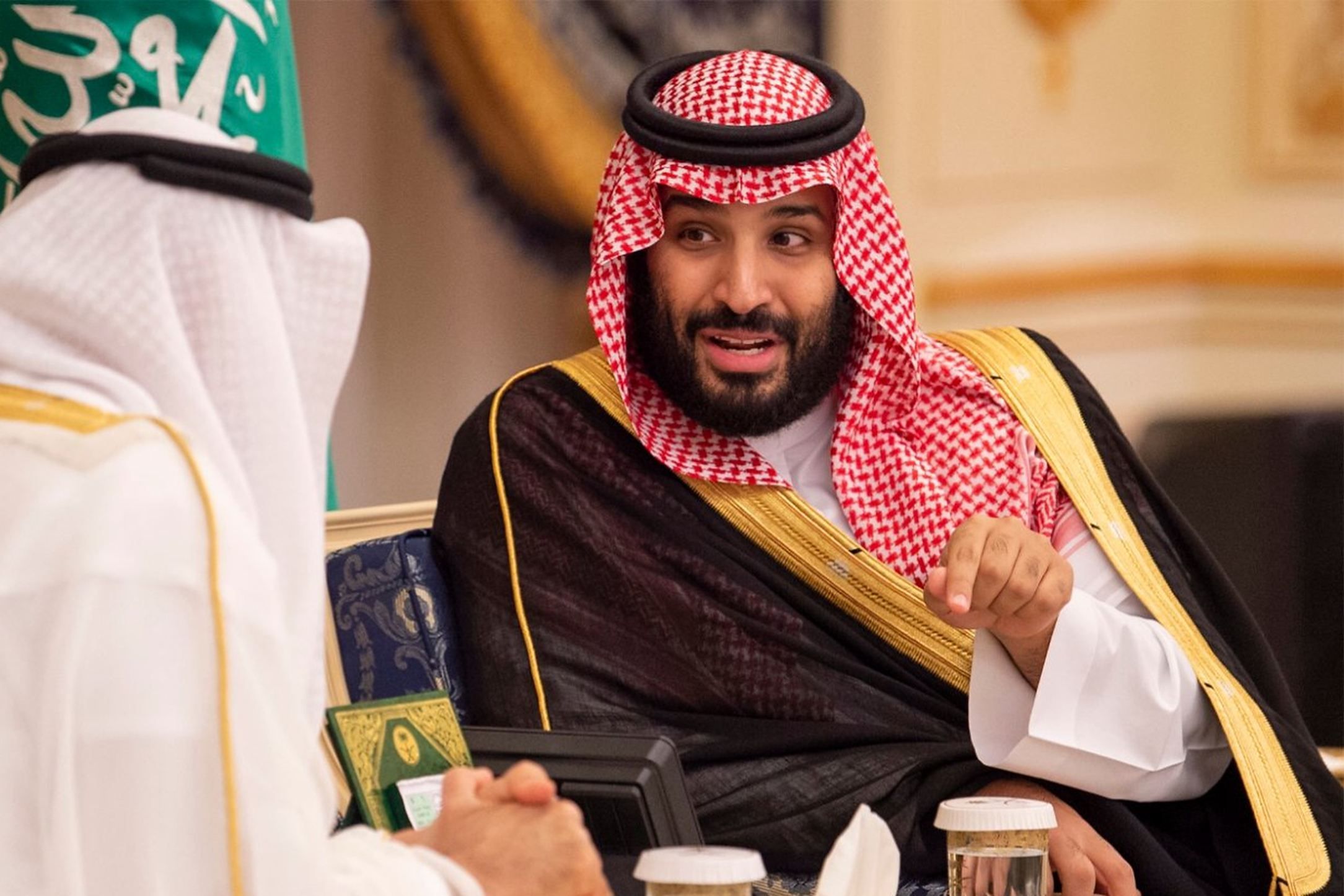Arabia Saudită îngheață contractele pentru marile firme occidentale de consultanță și amână plățile pe fondul deficitului bugetar și al efectelor războiului cu Iranul