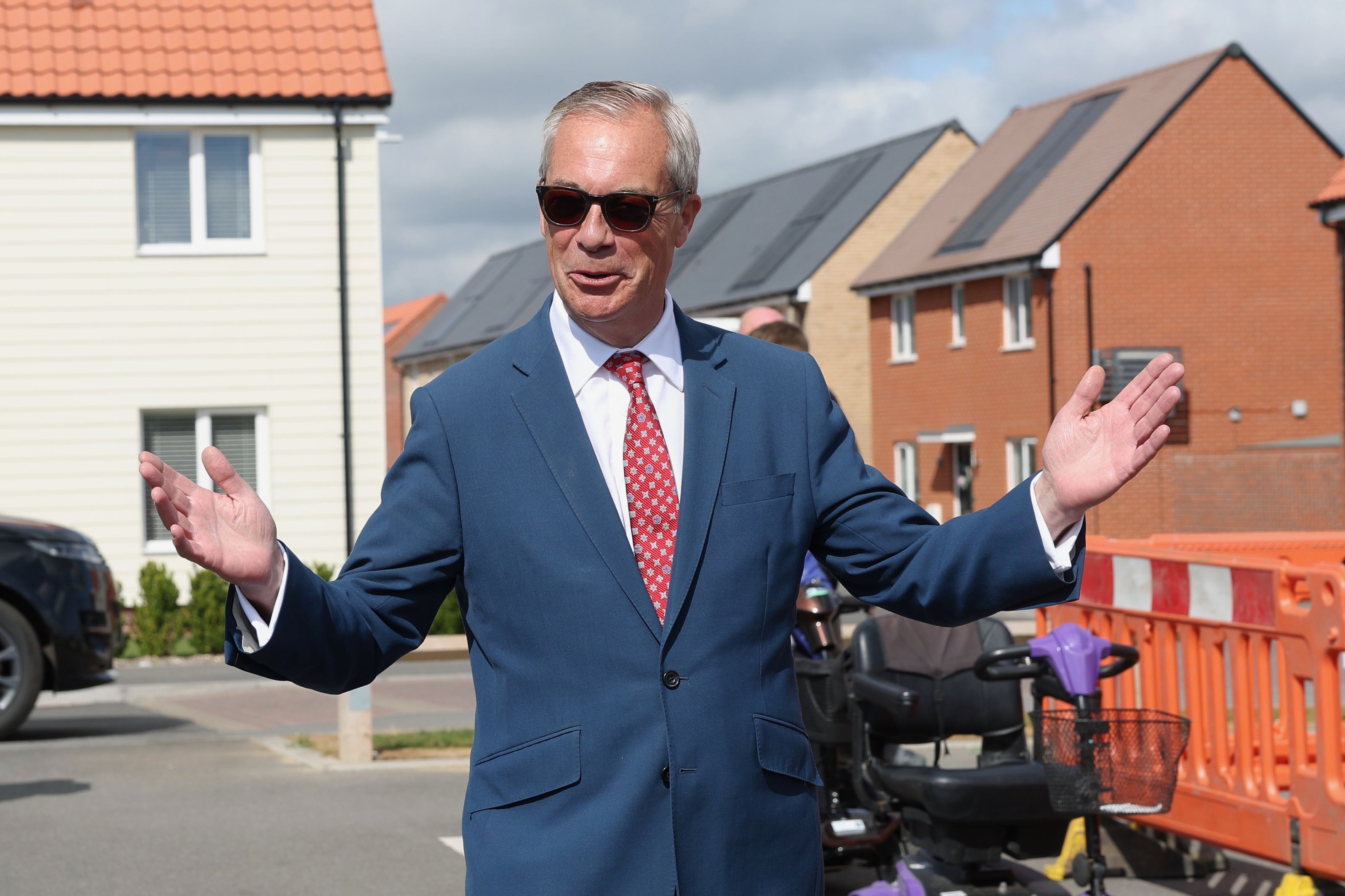Ce promite Reform UK, noul partid-senzație din politica britanică, fondat de Nigel Farage, unul dintre arhitecții Brexitului: Adio imigrație, adio politici verzi și adio apropierii de Uniunea Europeană